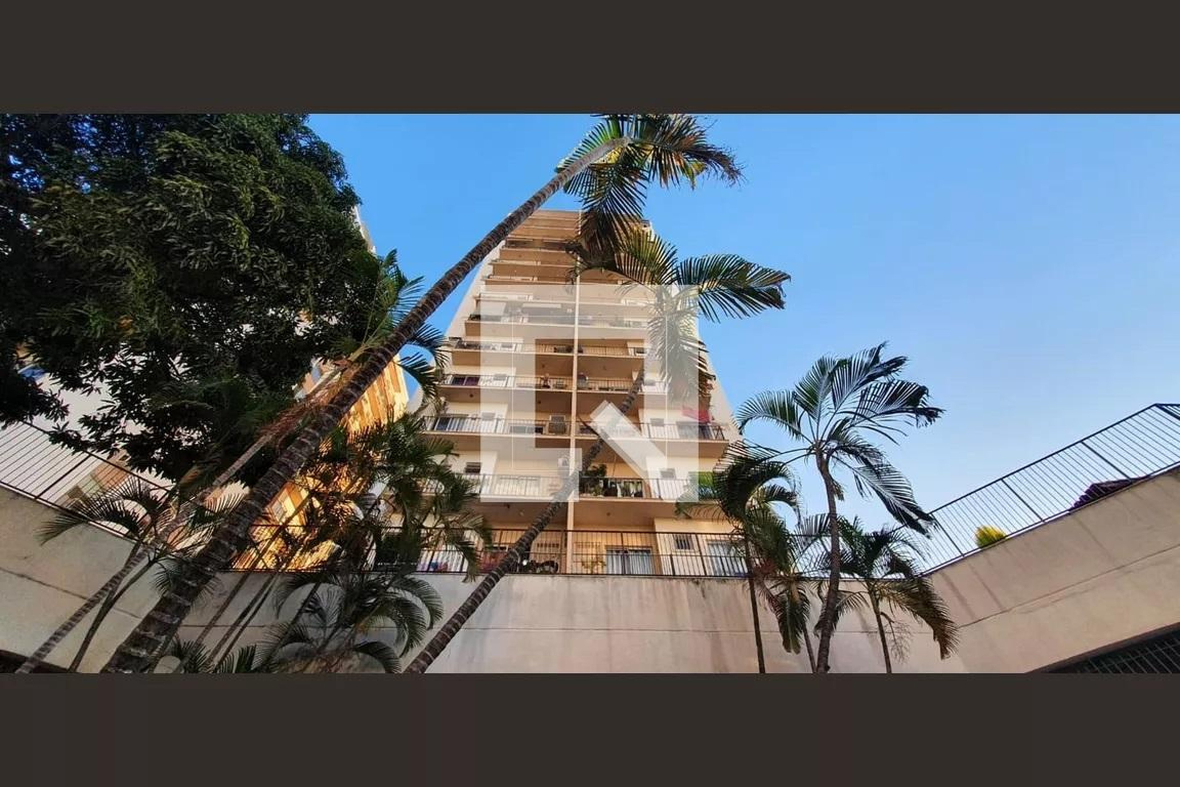 Fachada Edifício Principado de Liechtenstein