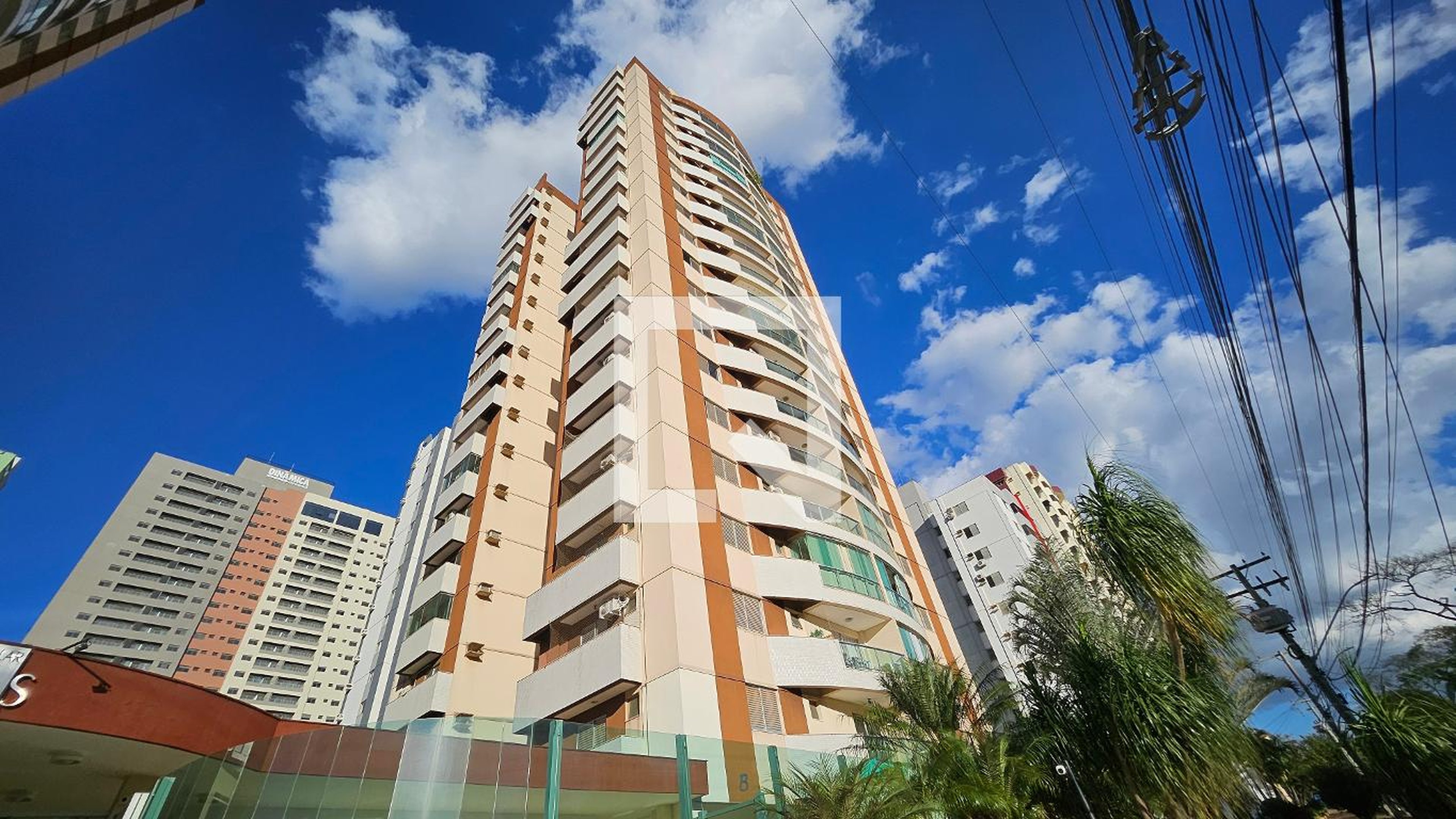 Fachada do Prédio Condomínio Solar Beverly Hills