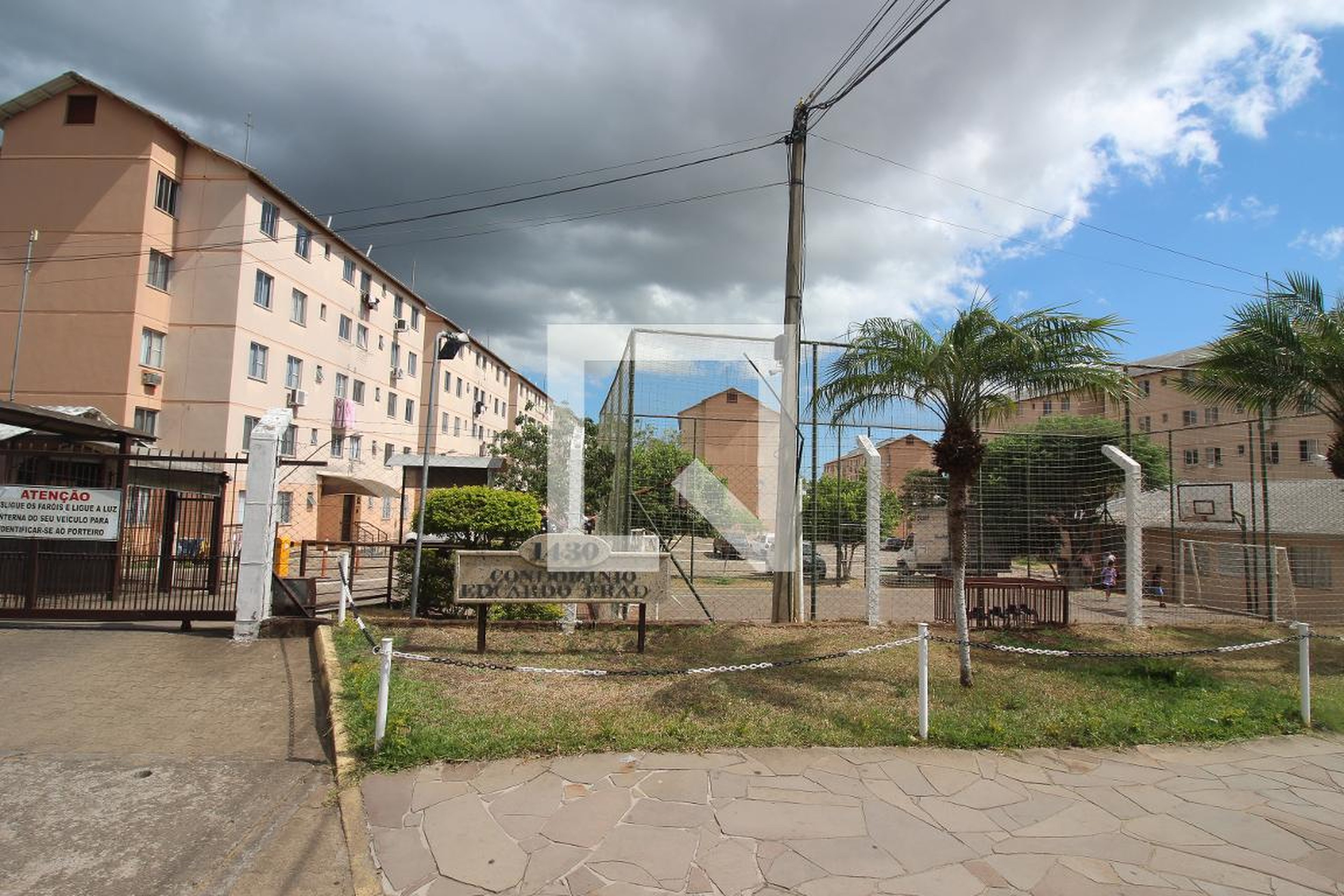 Fachada do condomínio Condomínio Eduardo Prado