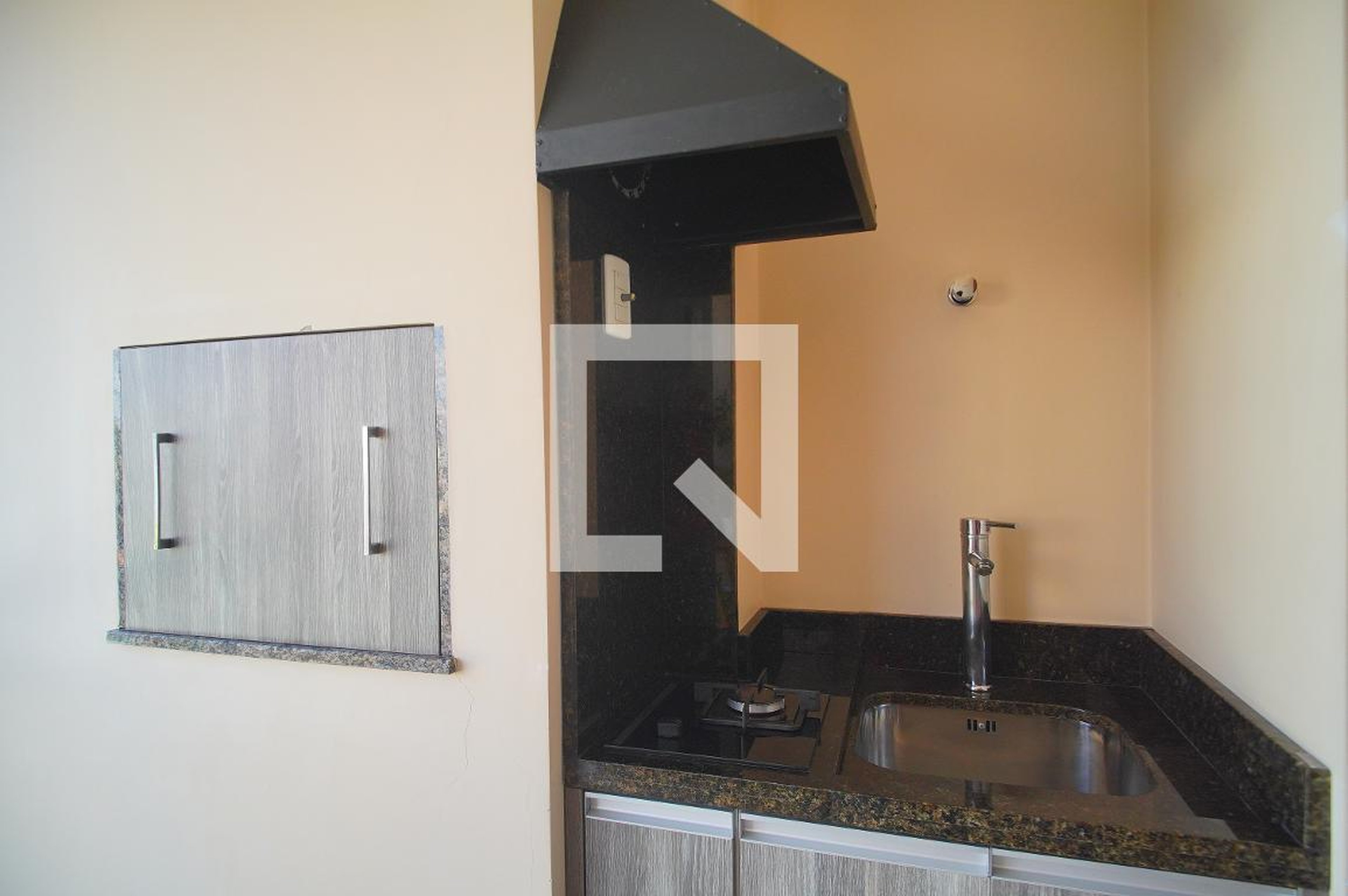 Churrasqueira - Altos da Colina