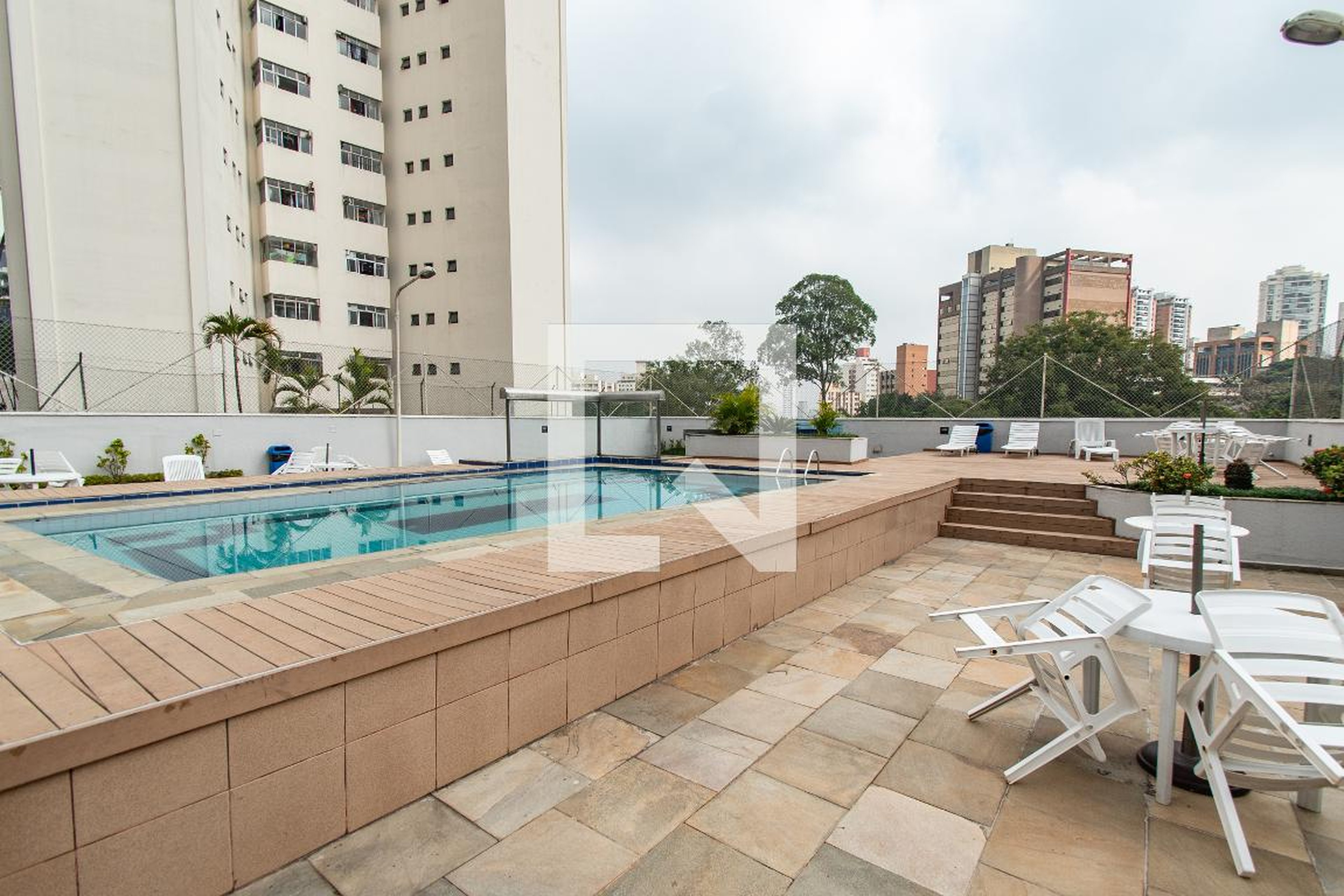 Piscina - Edifício Madre Cabrini
