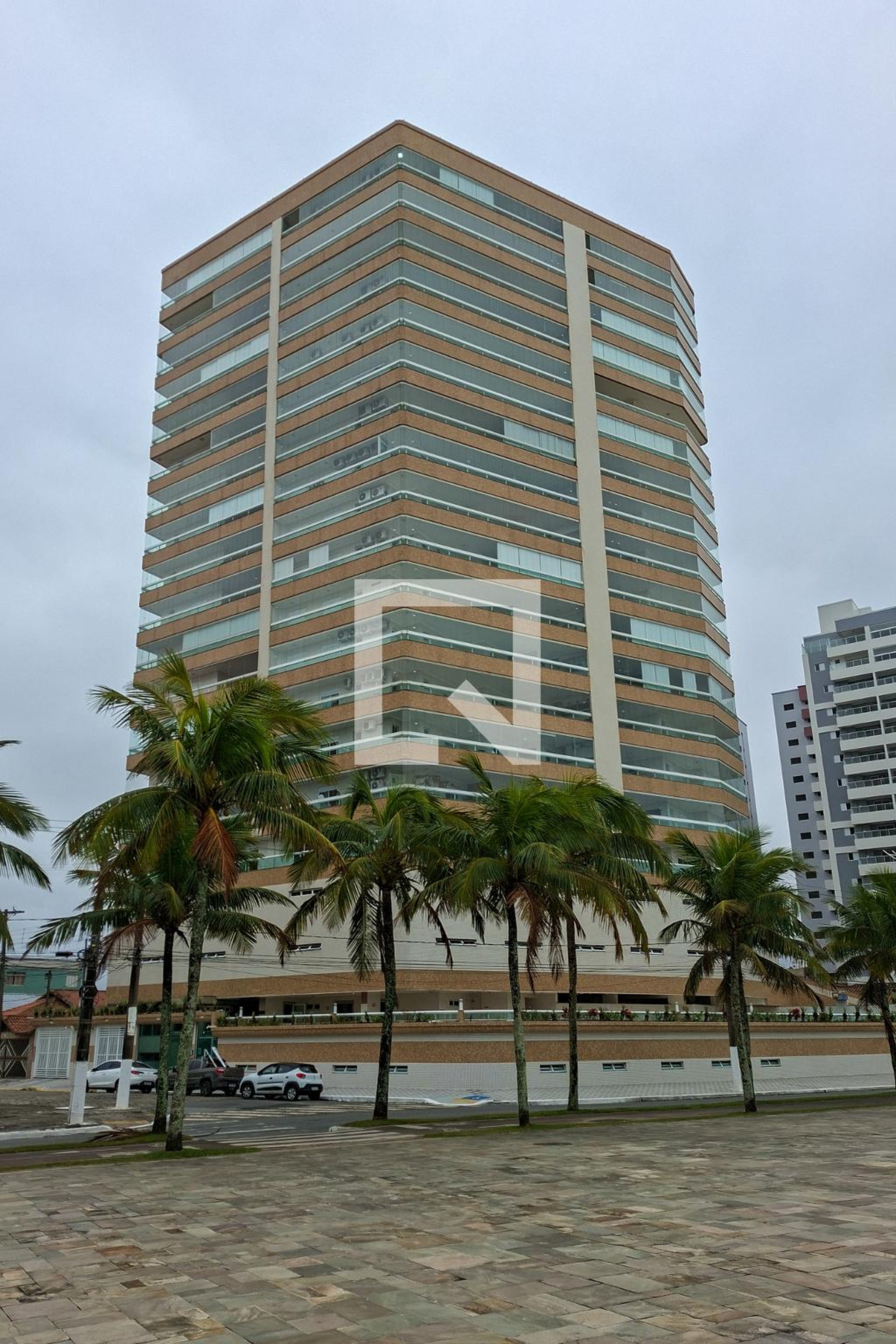 Fachada do Prédio Condomínio Pitangueiras