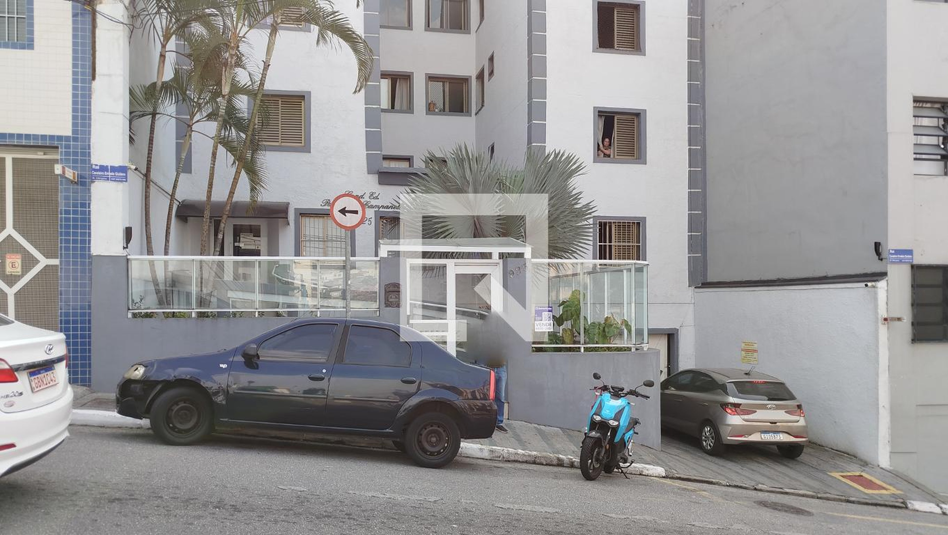 Fachada Condomínio em Rua Cavalheiro Ernesto Giuliano, 925