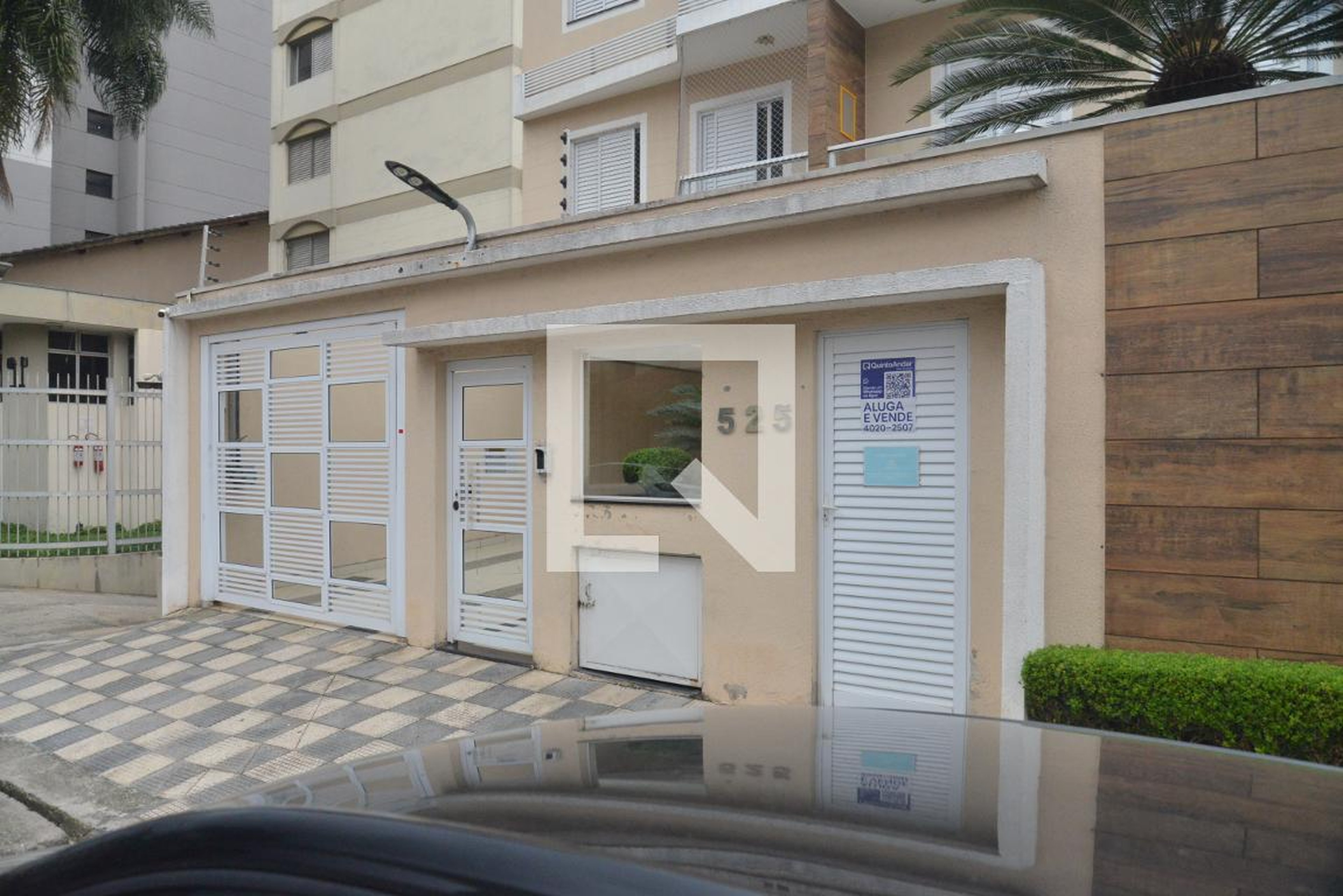 Fachada do Prédio Condomínio em Rua João Ribeiro, 525