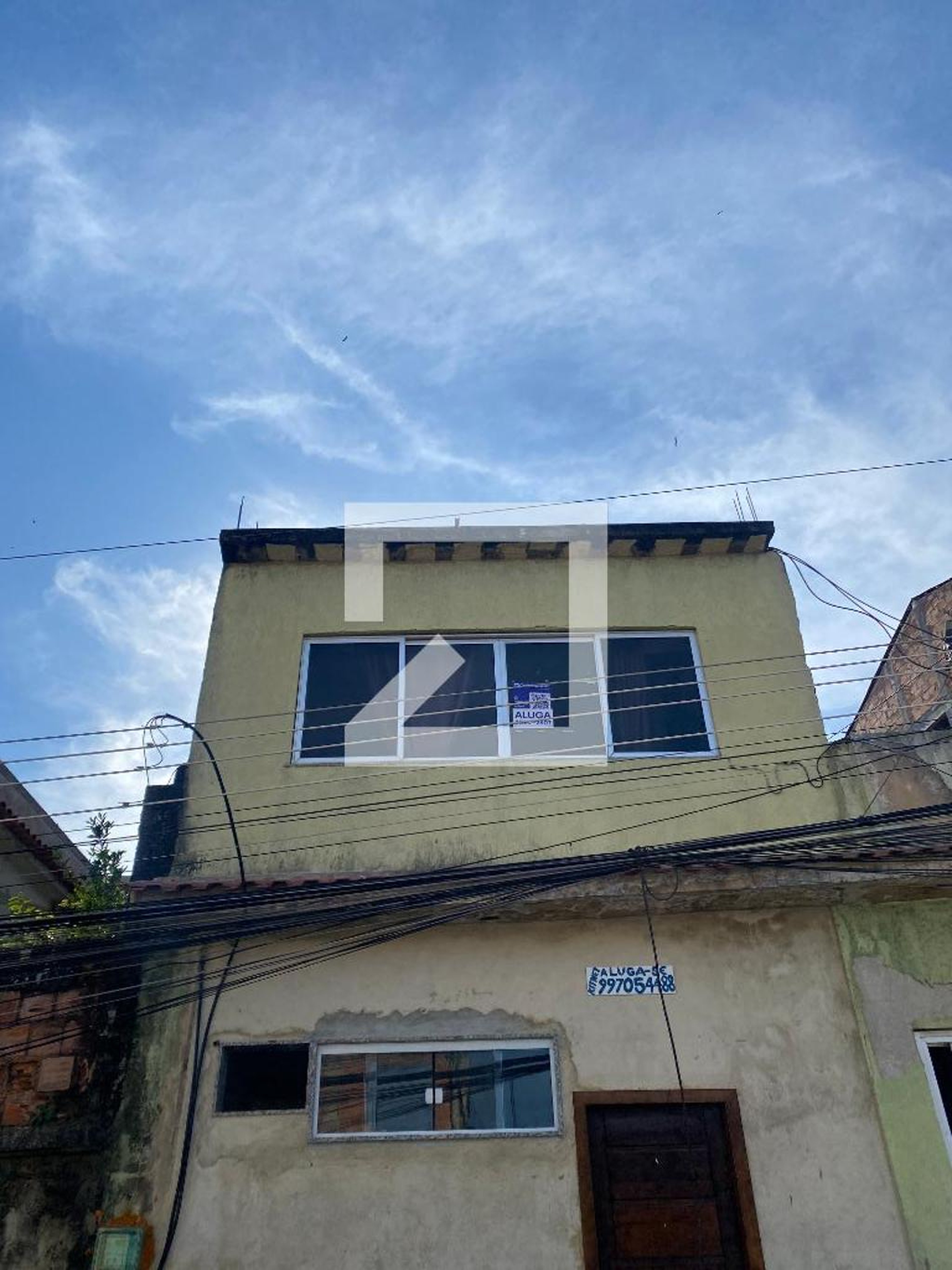 Fachada Condomínio em Rua Comendador Pinto, 190