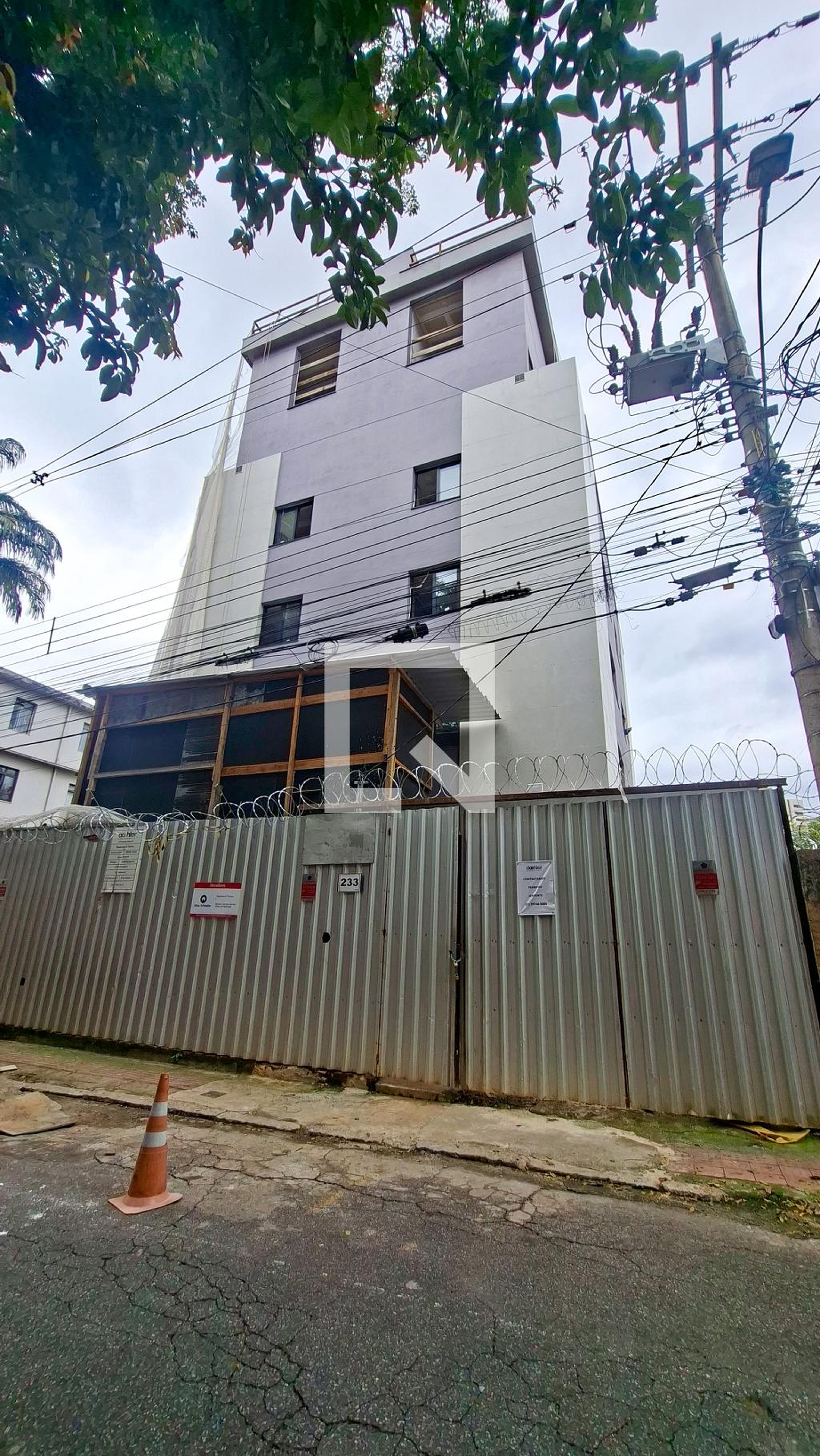 Fachada Condomínio em Rua Campanha, 233