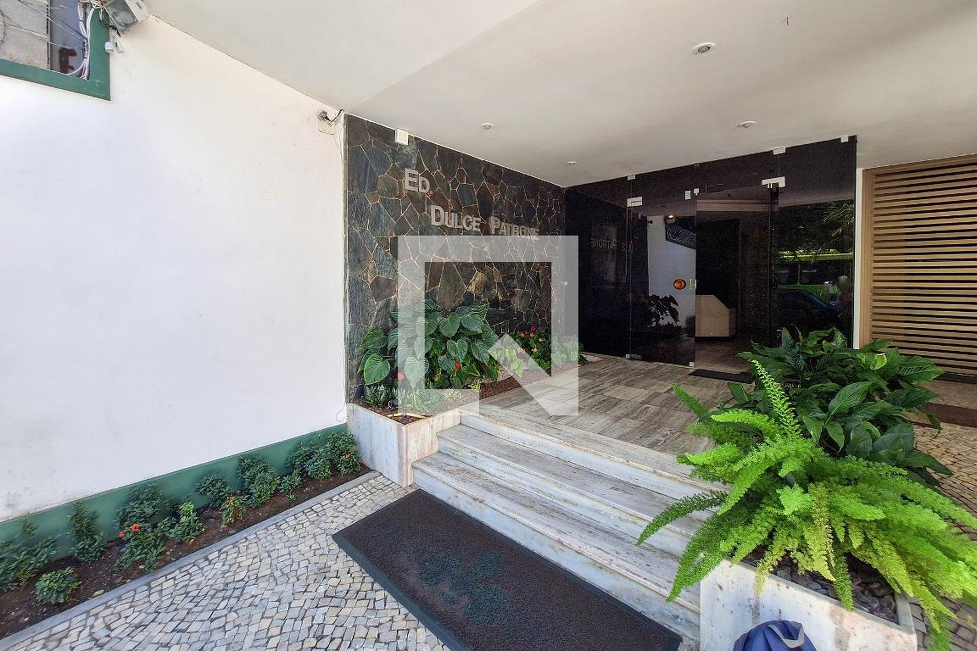 Fachada Condomínio Dulce Patrone