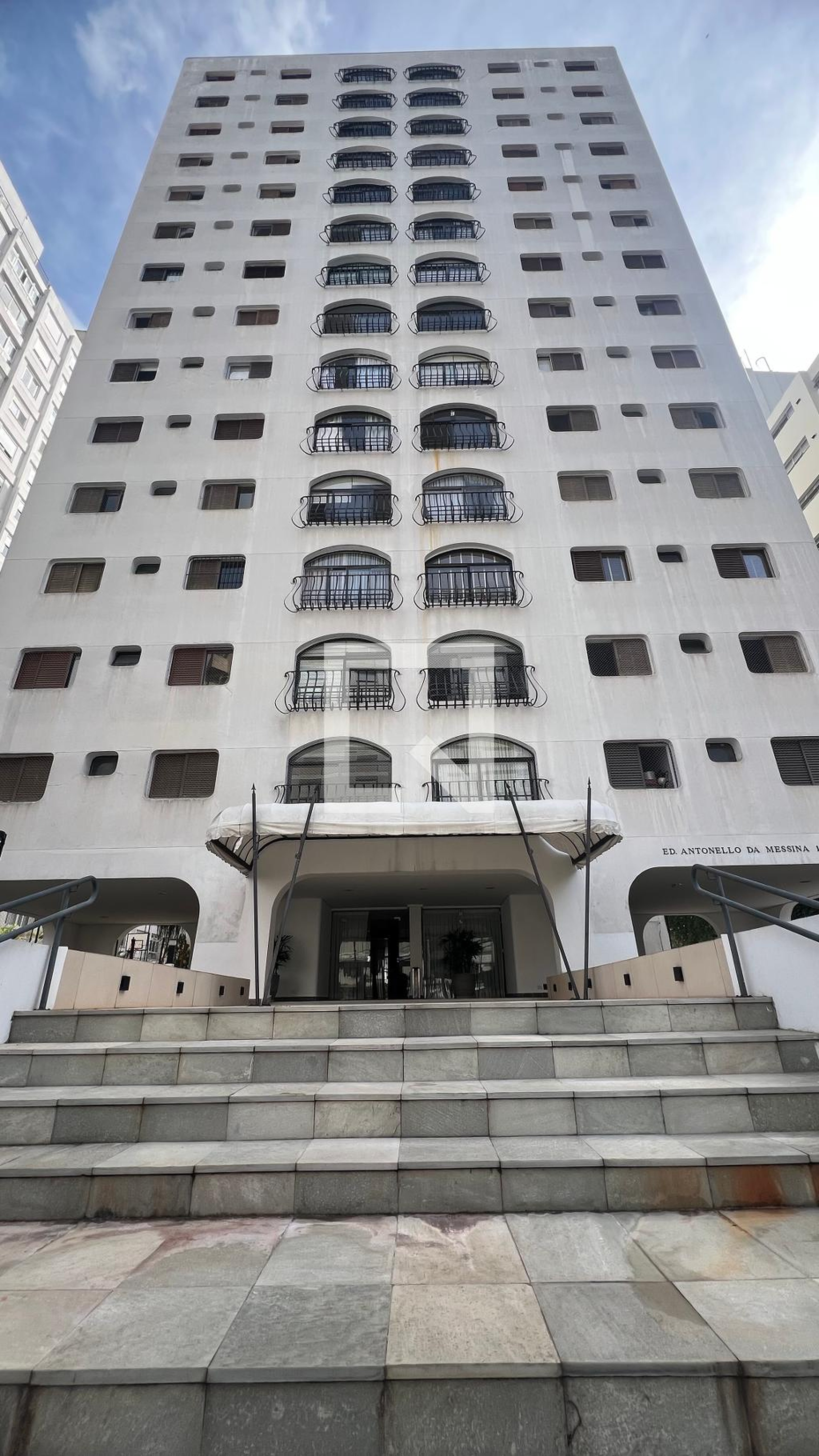 Fachada Edifício Antonello da Messina