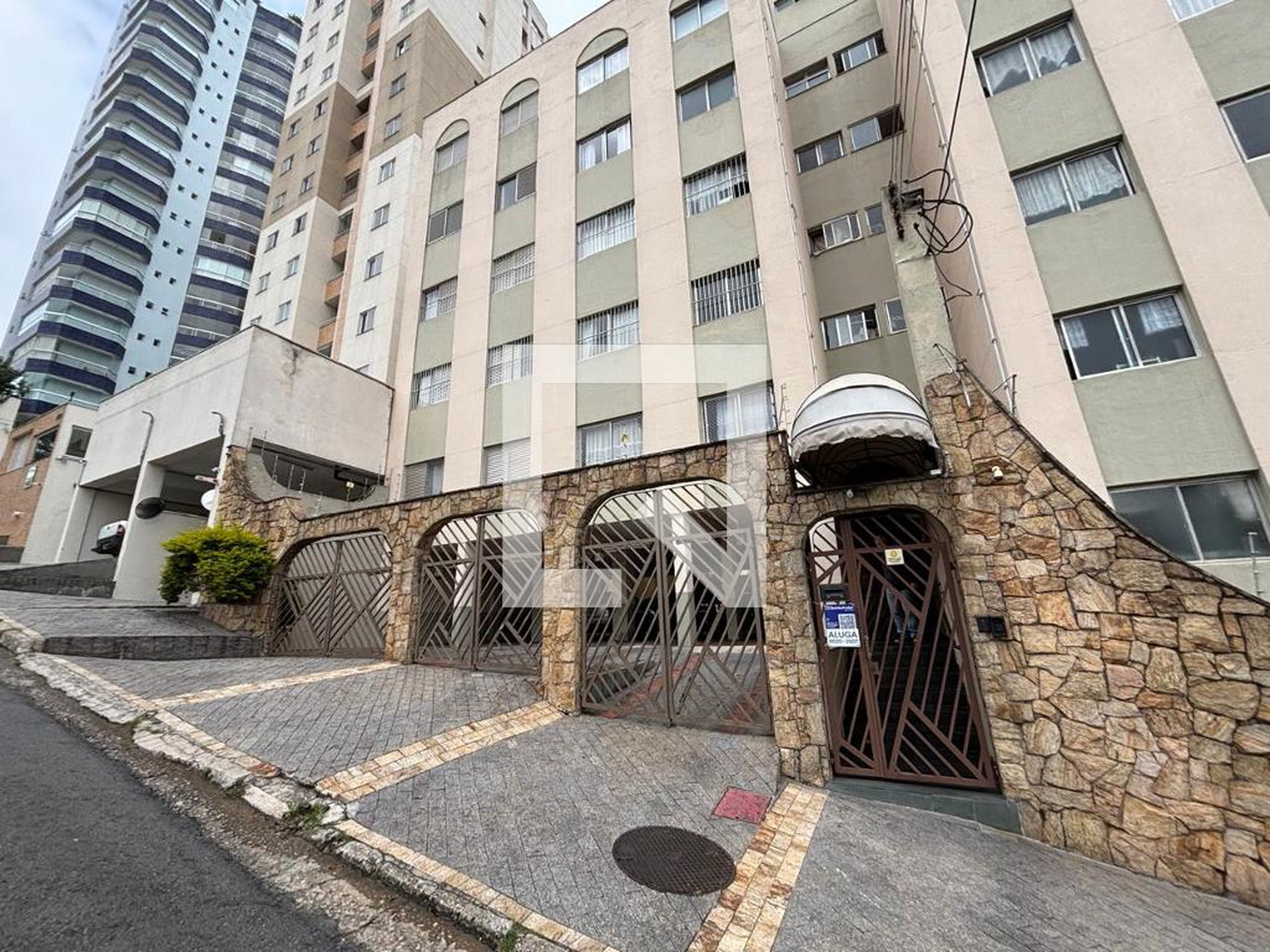 Fachada Condomínio em Avenida Getúlio Vargas, 560