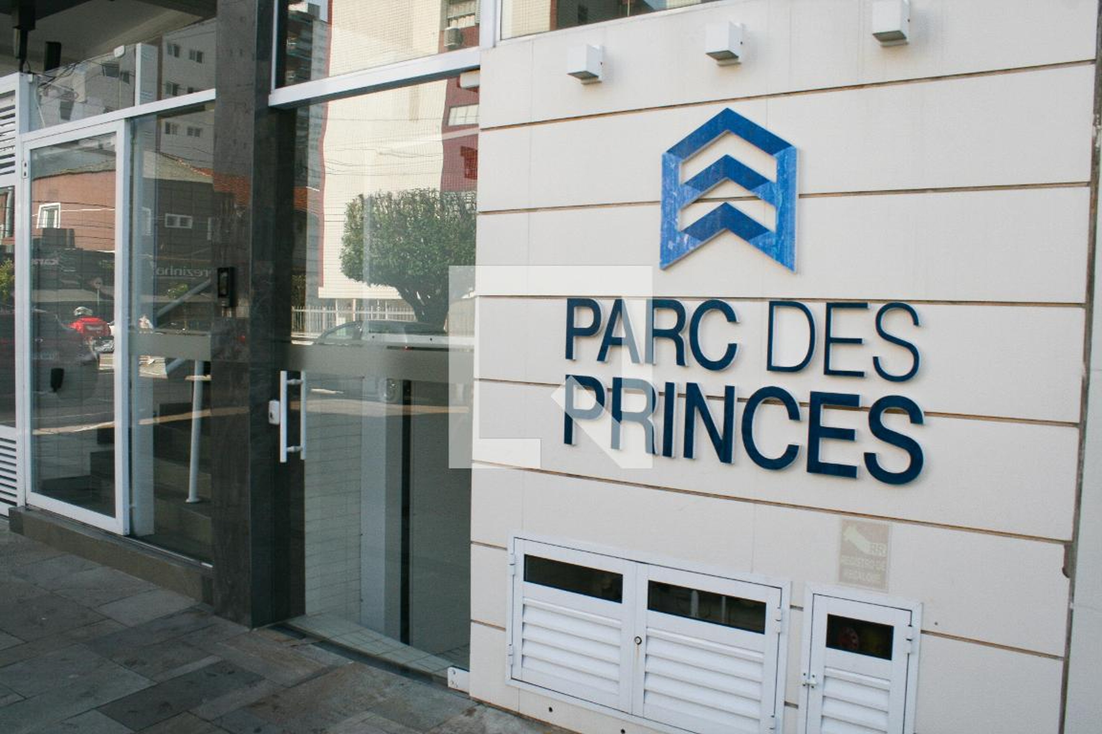 Fachada Condomínio Parc Des Princes