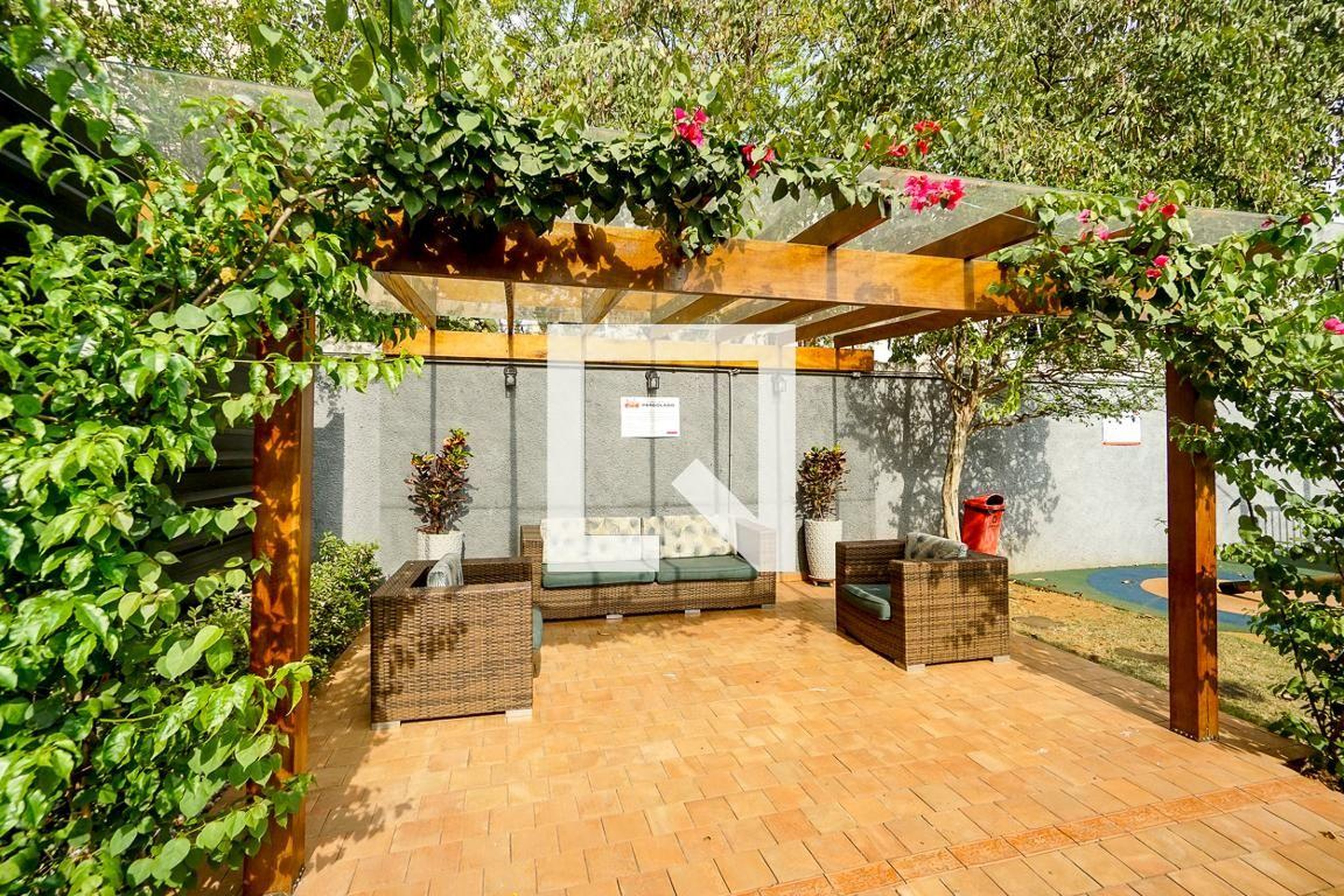 Condomínio Condomínio em Rua Mônaco, 120