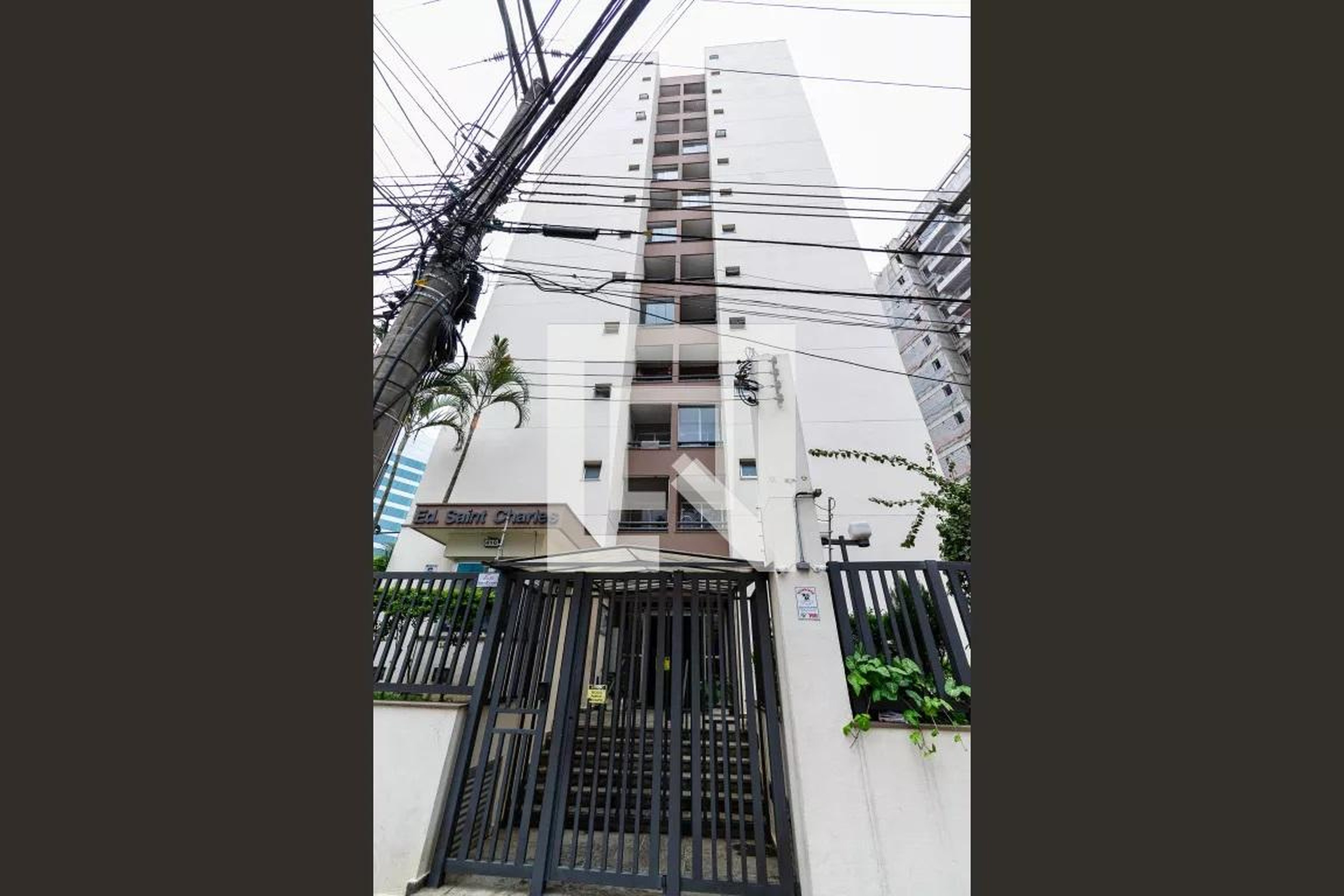 Fachada do Prédio Condomínio Saint Charles