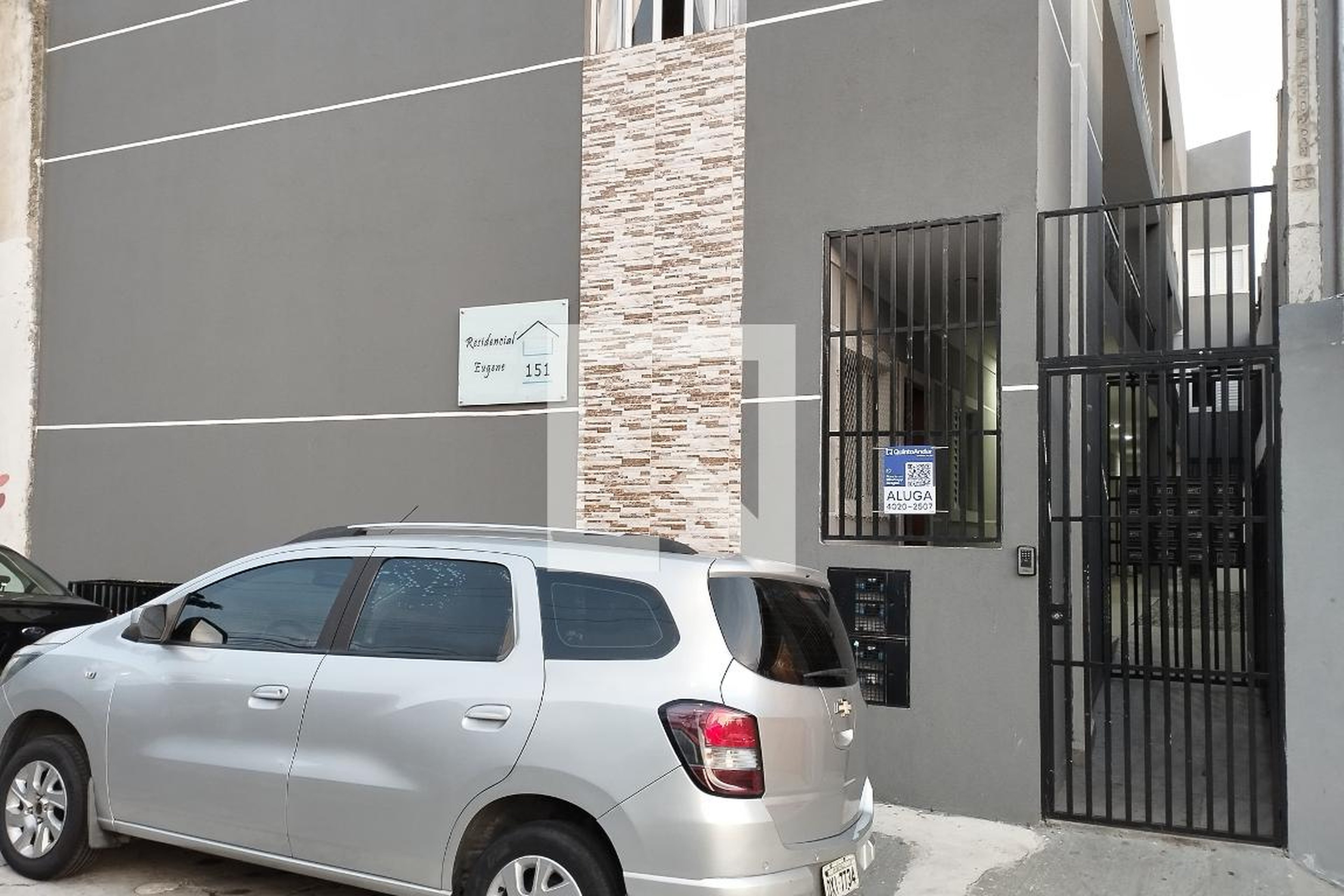 Fachada Condomínio em Rua Eugene Delacroix, 151