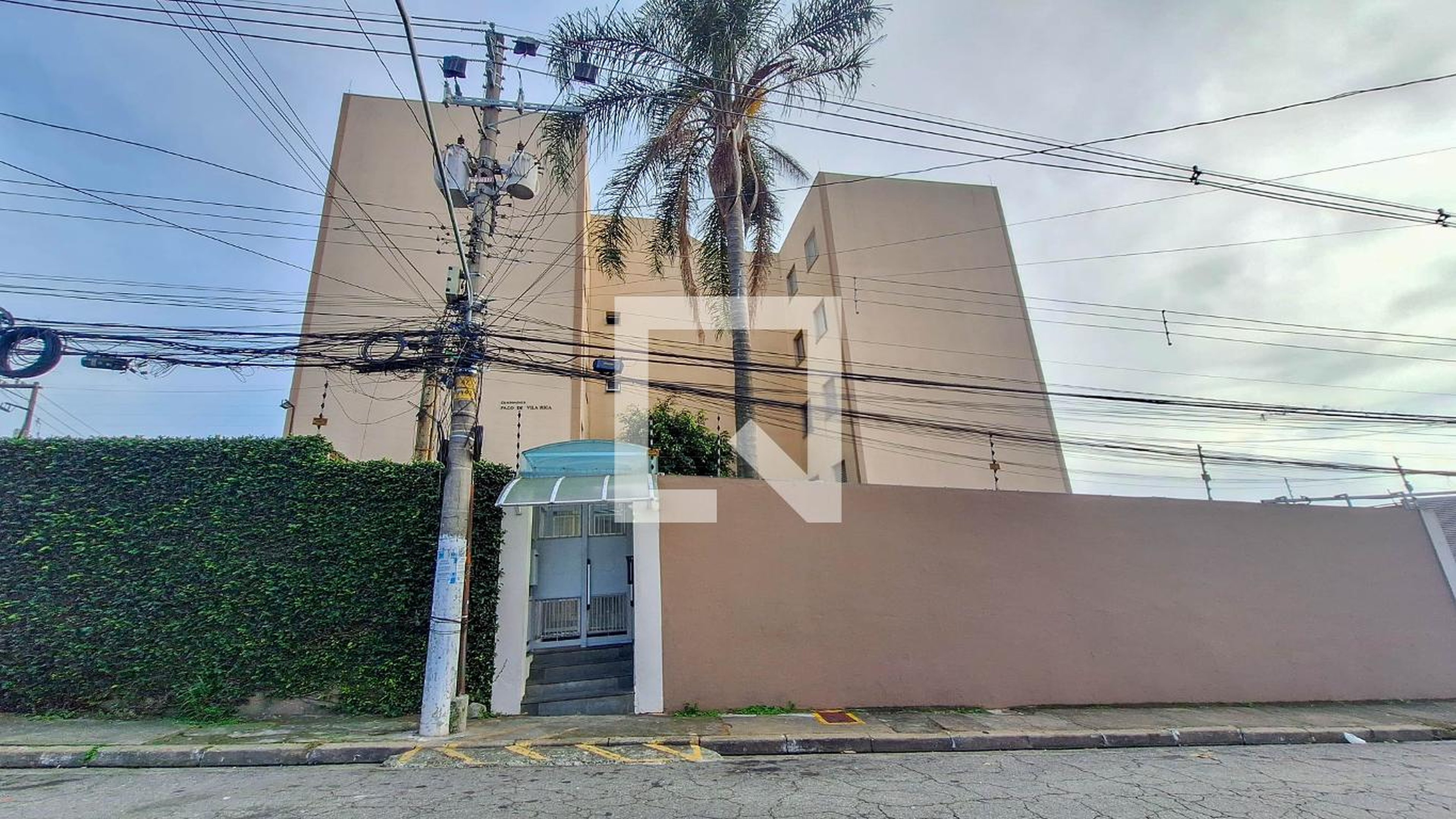 Fachada Condomínio Paco de Vila Rica