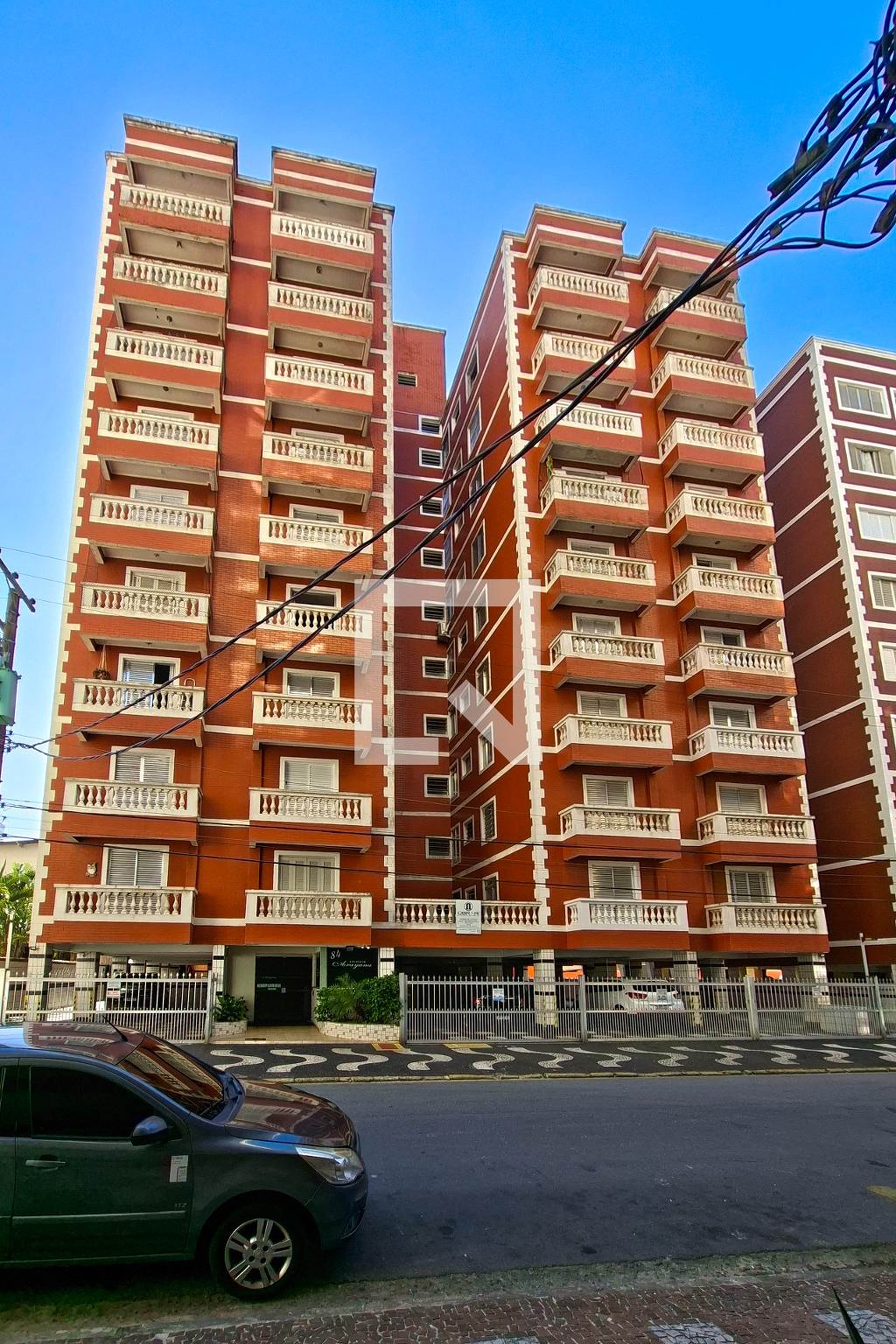 Fachada do Prédio Condomínio Arayana