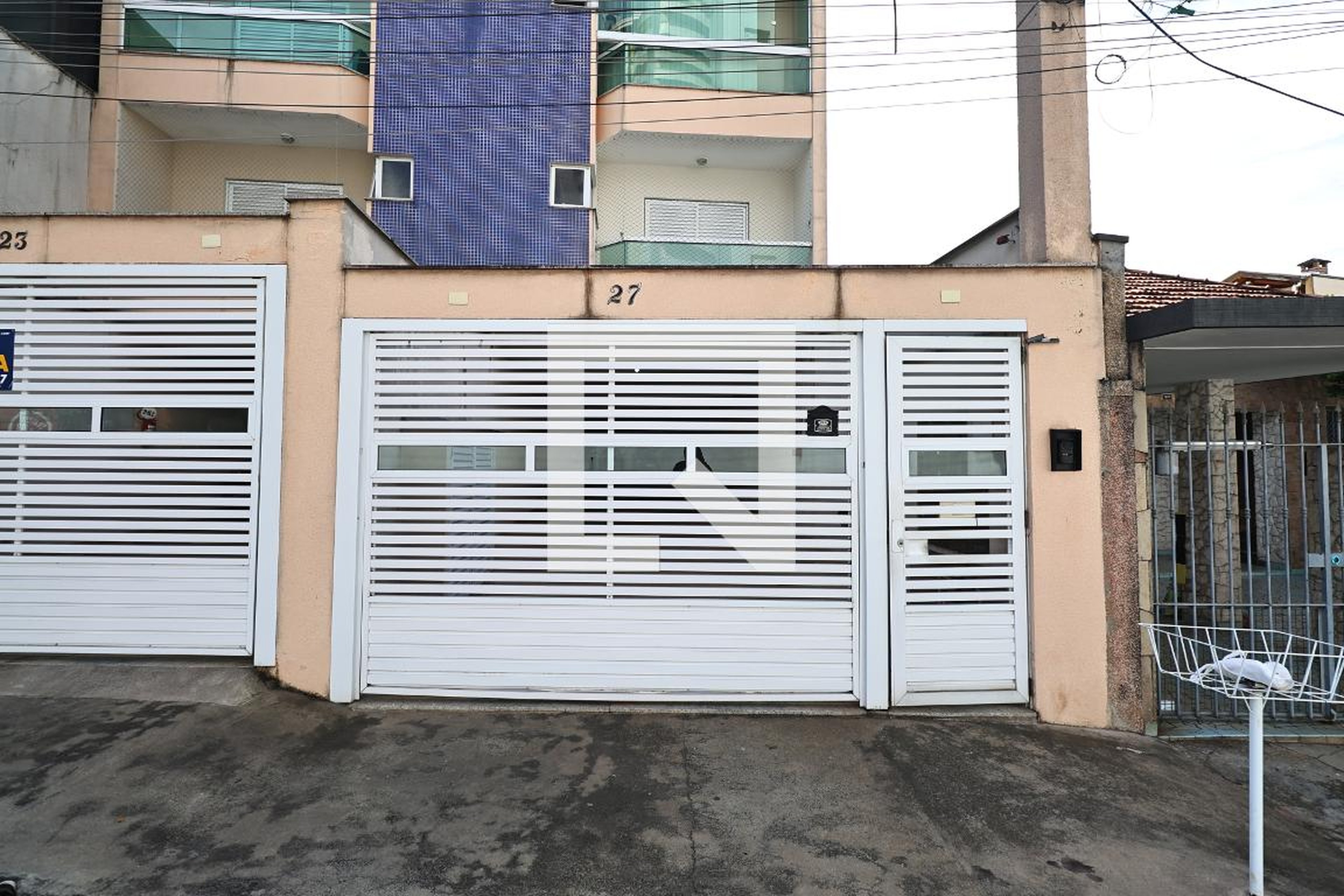 Fachada Condomínio em Rua Peru, 27