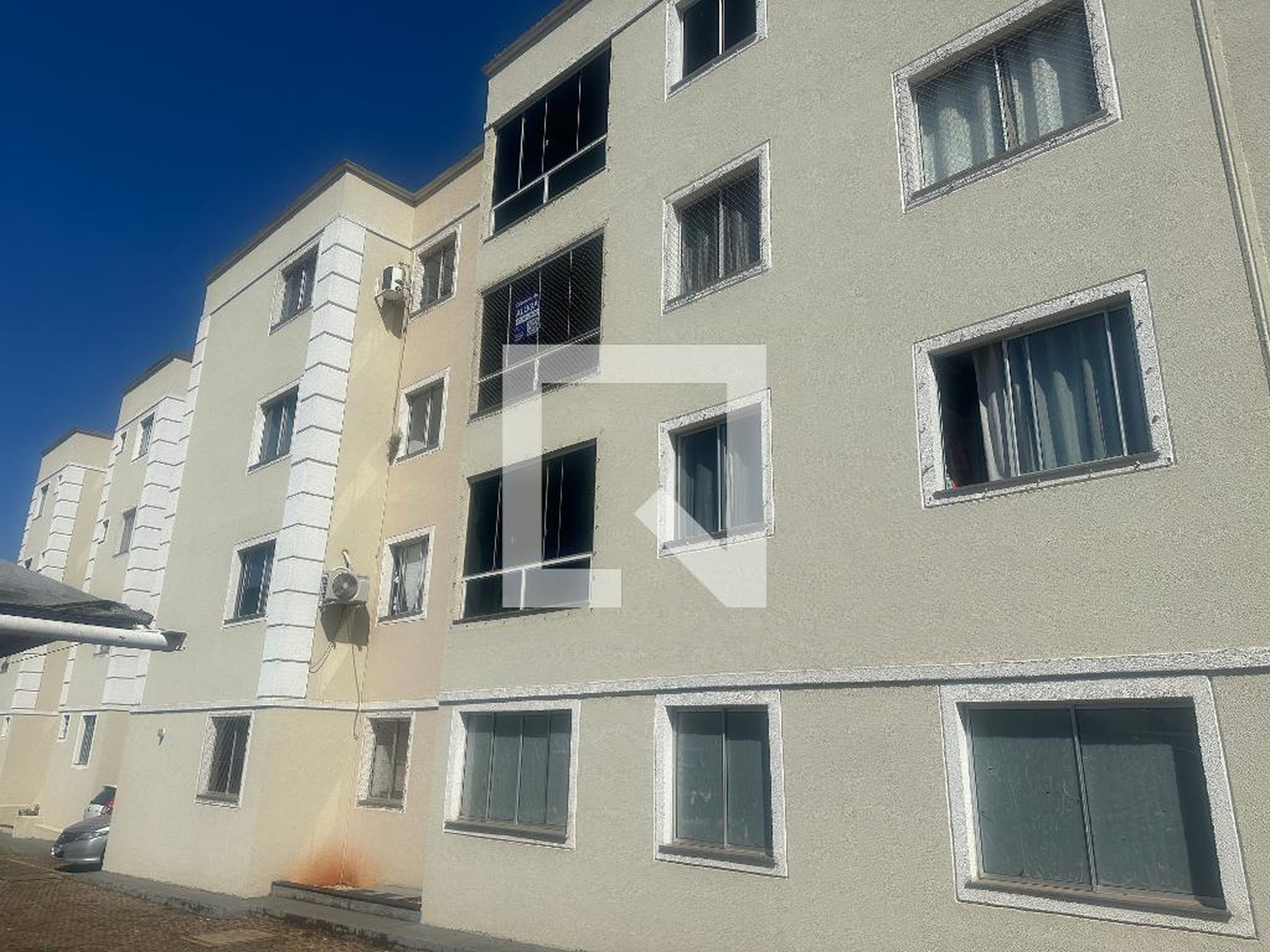 Fachada Condomínio em Rua Condé Montecristo, 196