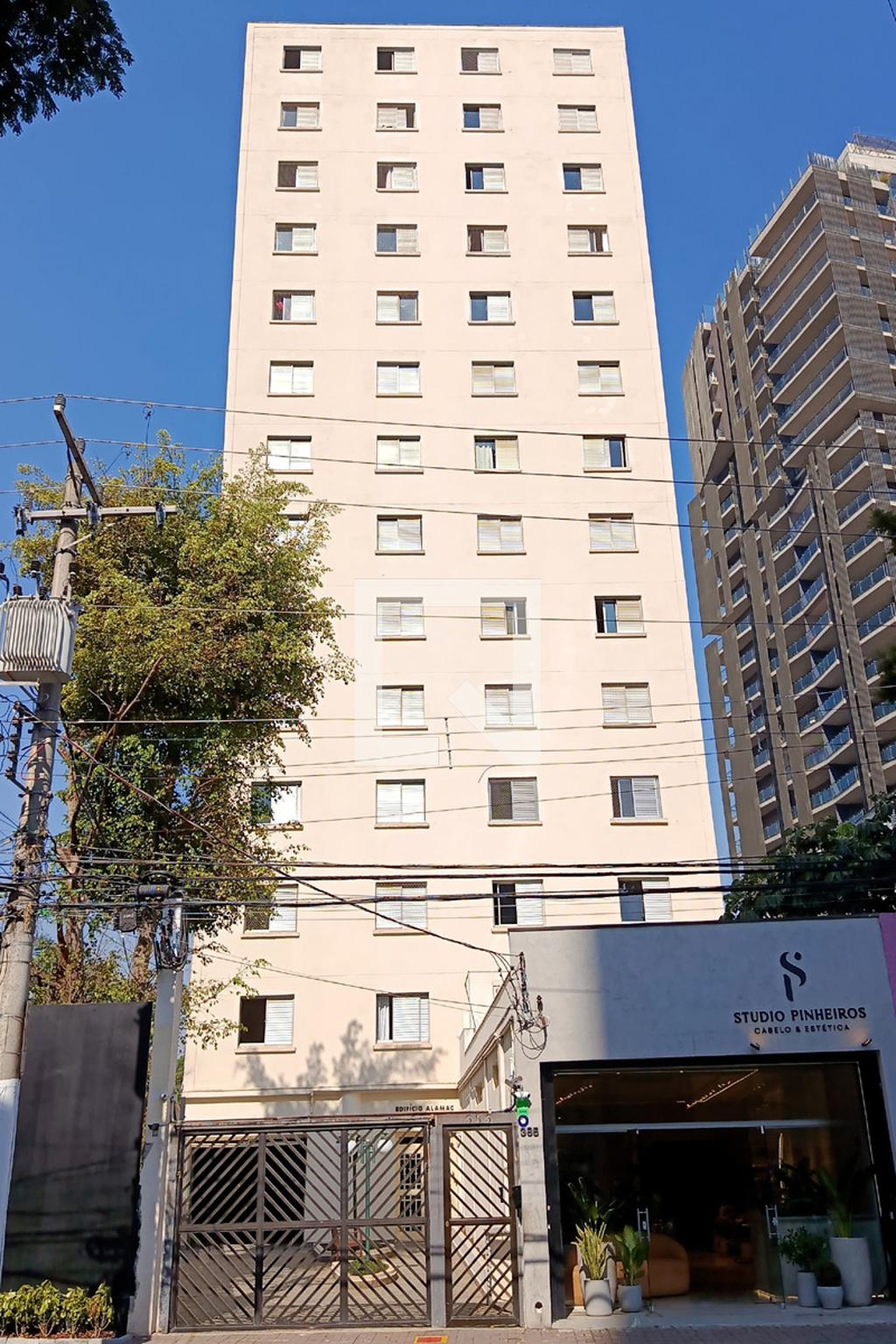 Fachada Edifício Alamac