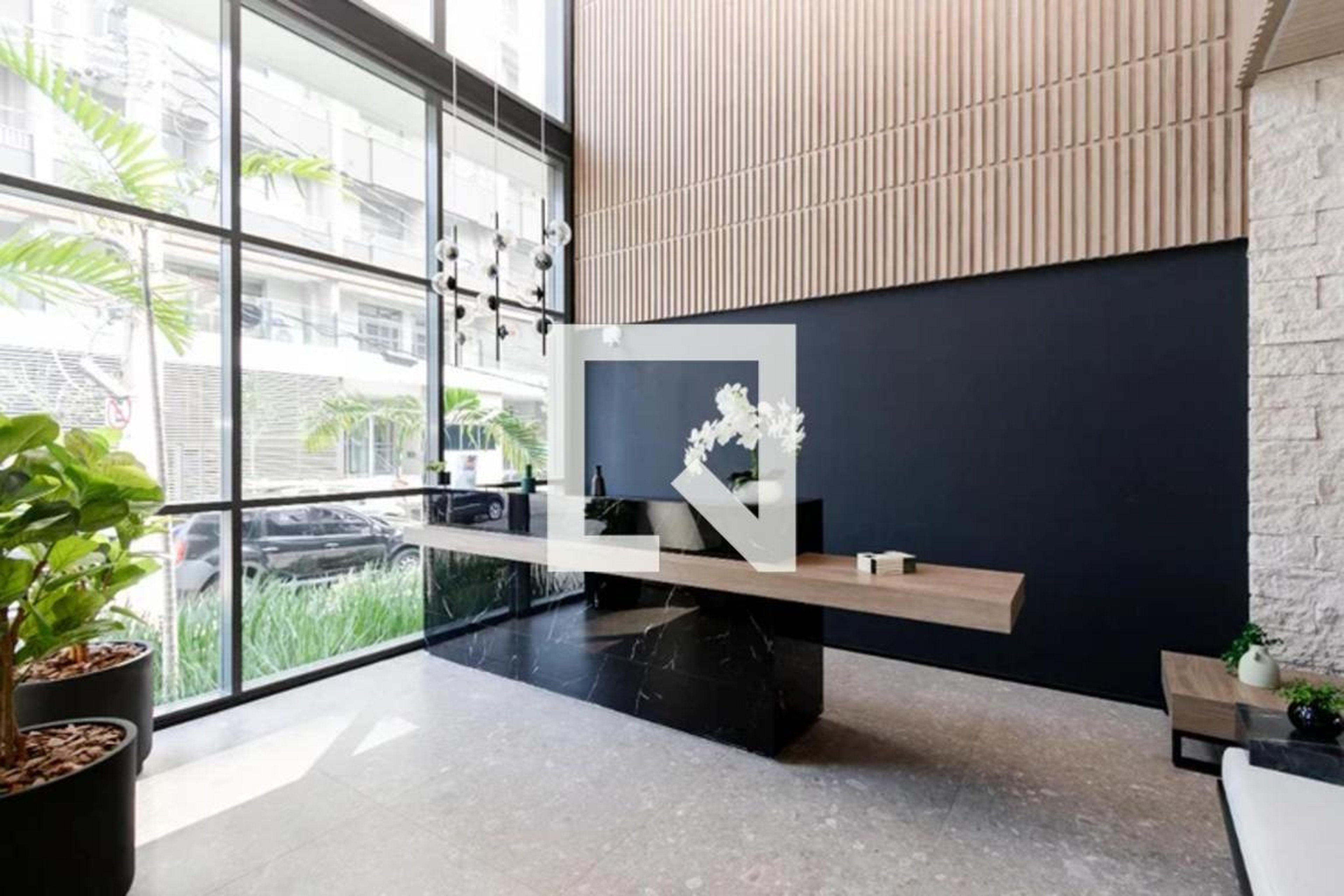 Hall Social - Haus Mitre Brooklin