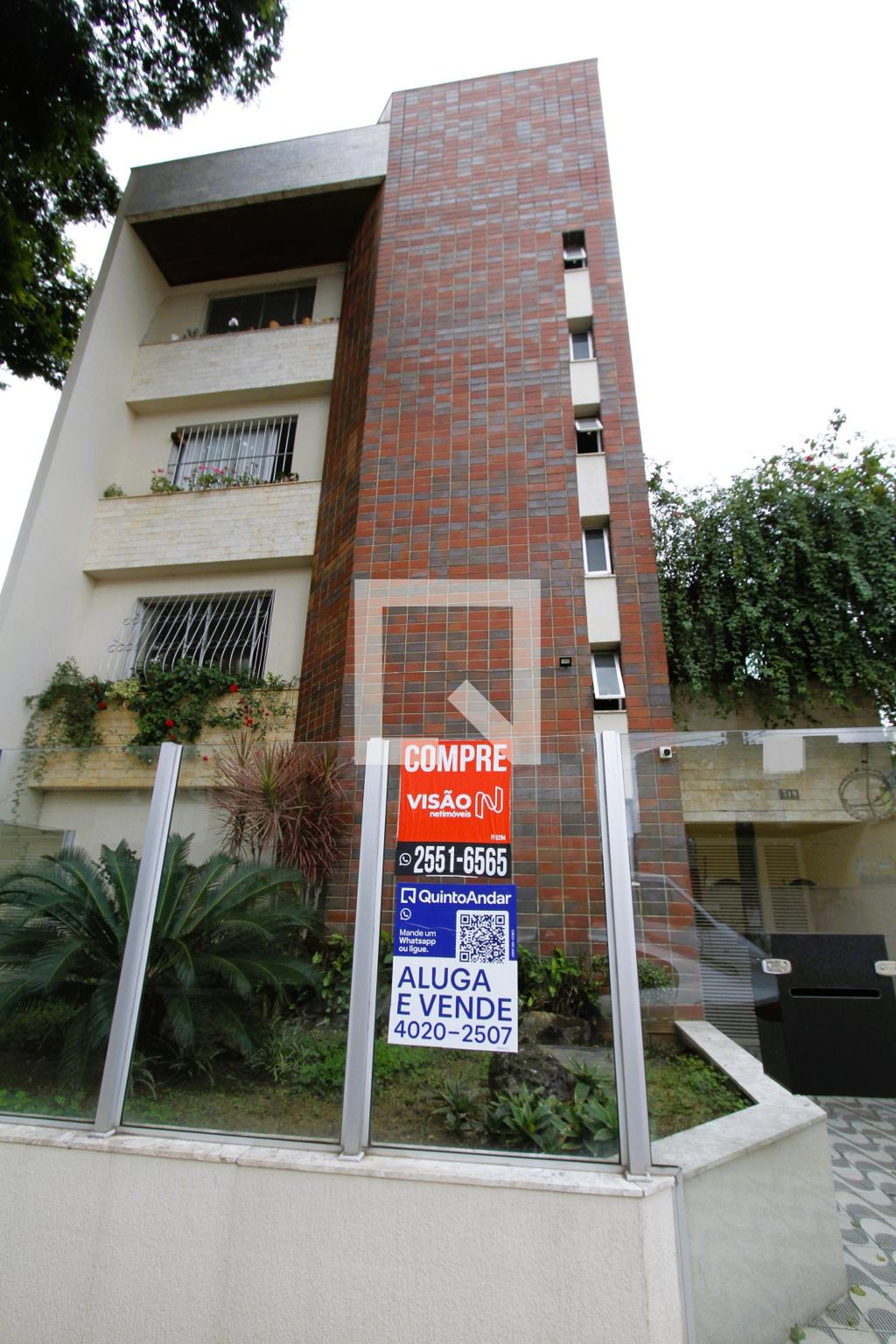 Fachada do Prédio Edifício Genebra