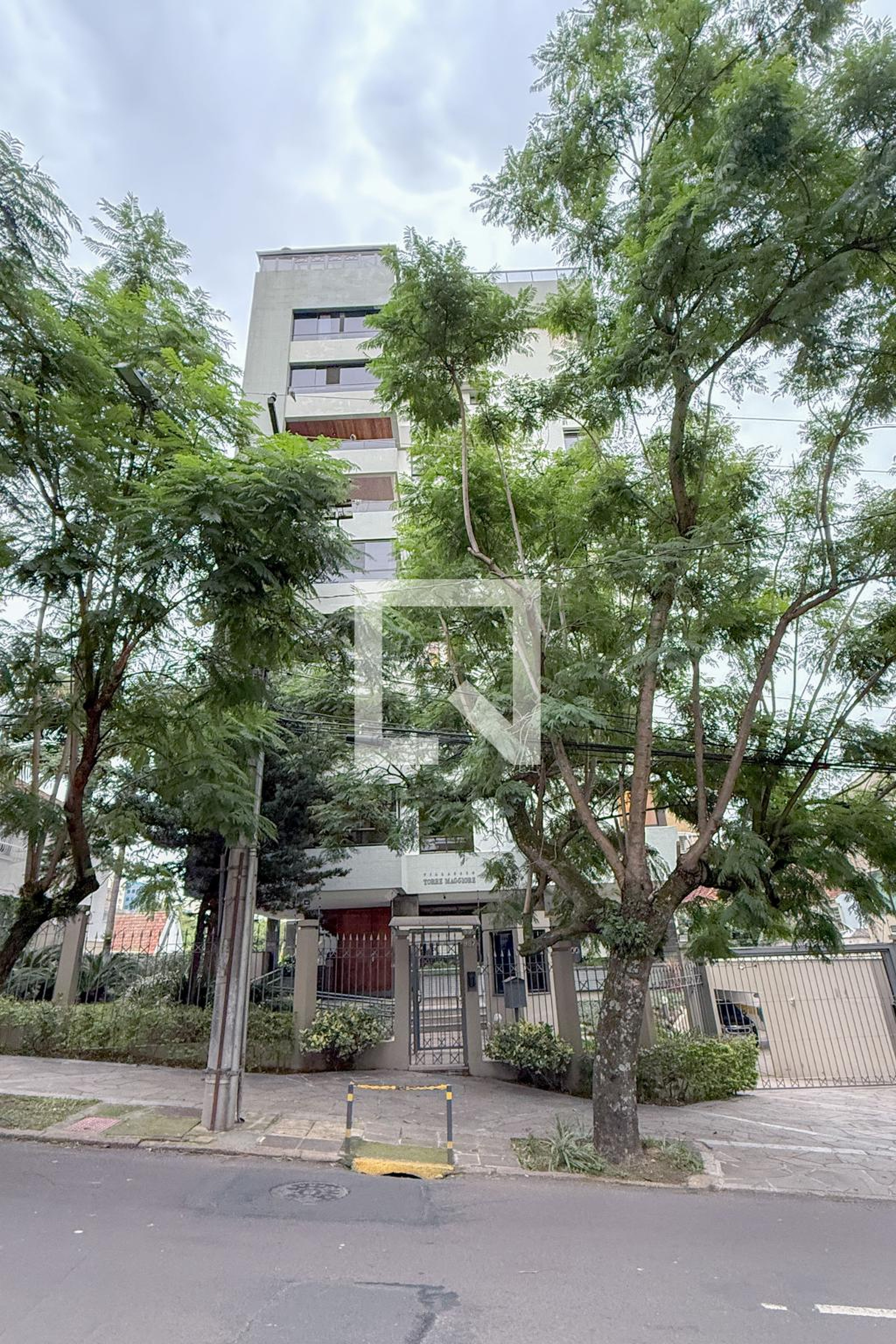 Fachada Condomínio em Rua Felicissimo de Azevedo, 1224