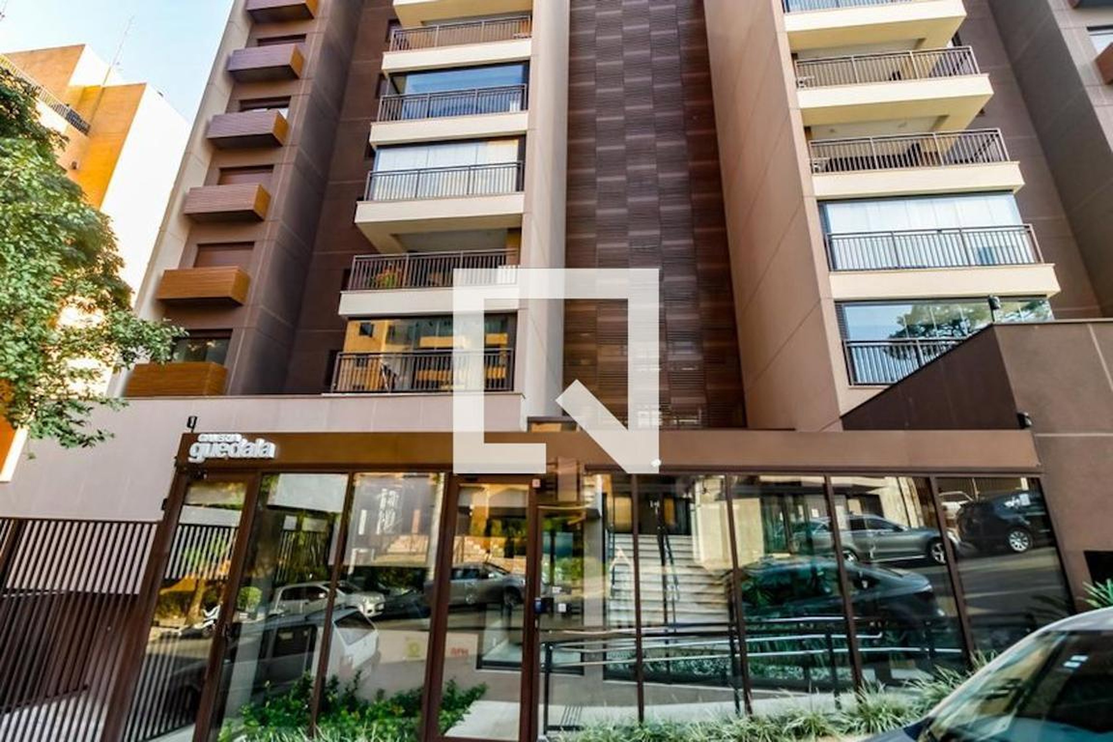 Fachada Condomínio Galeria Guedala