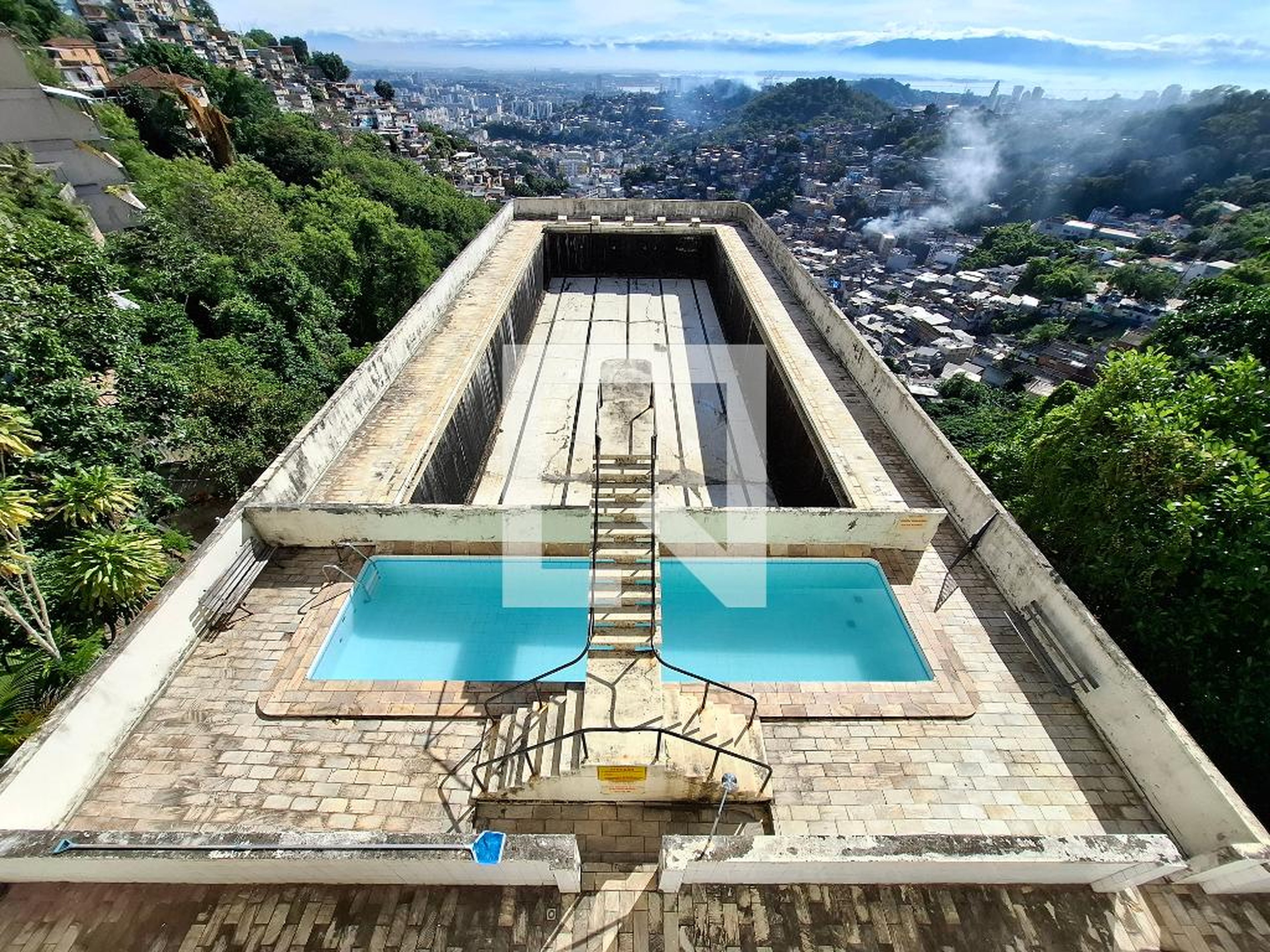 Piscina - Raposo Lopes