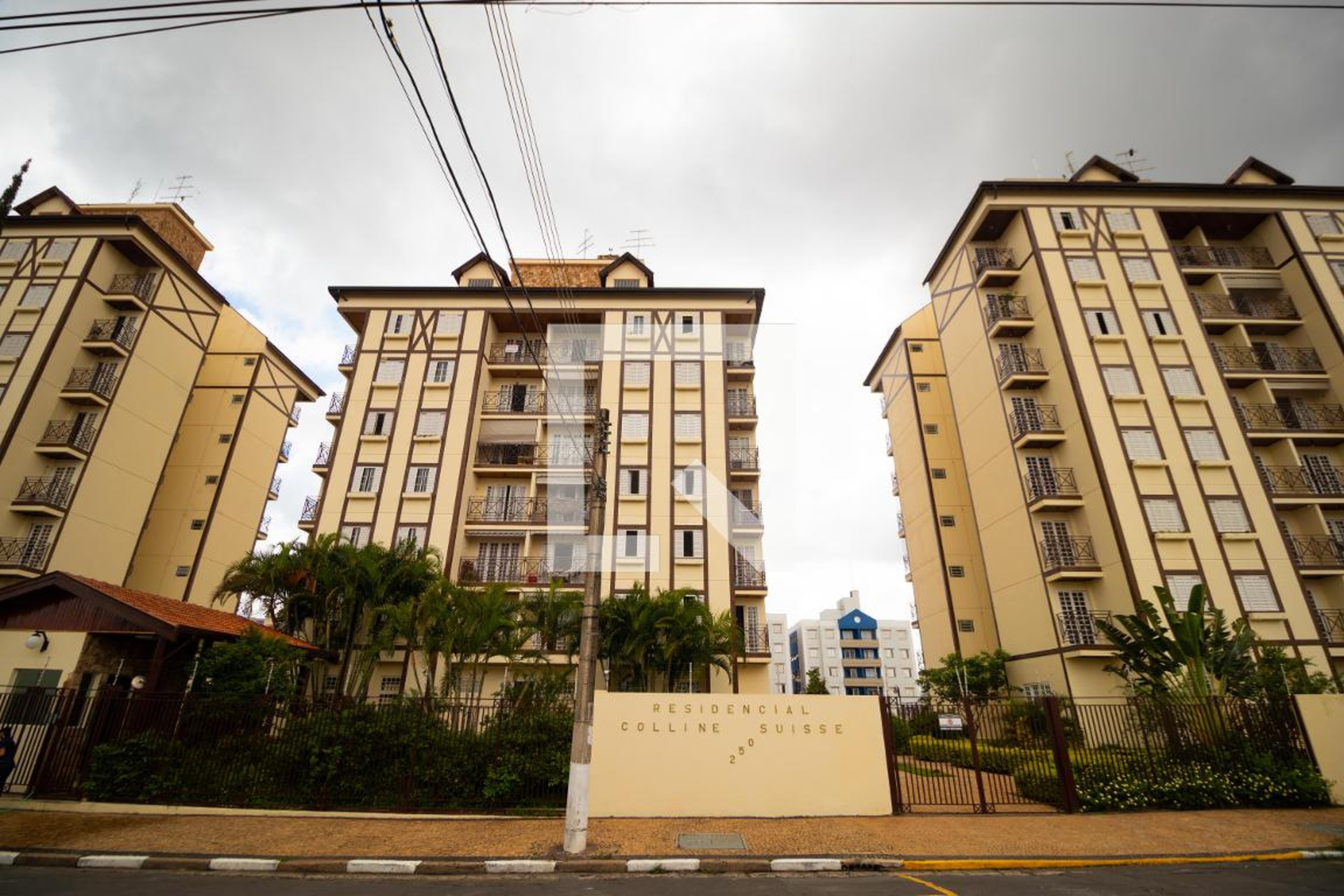 Fachada Condomínio Colline Suisse