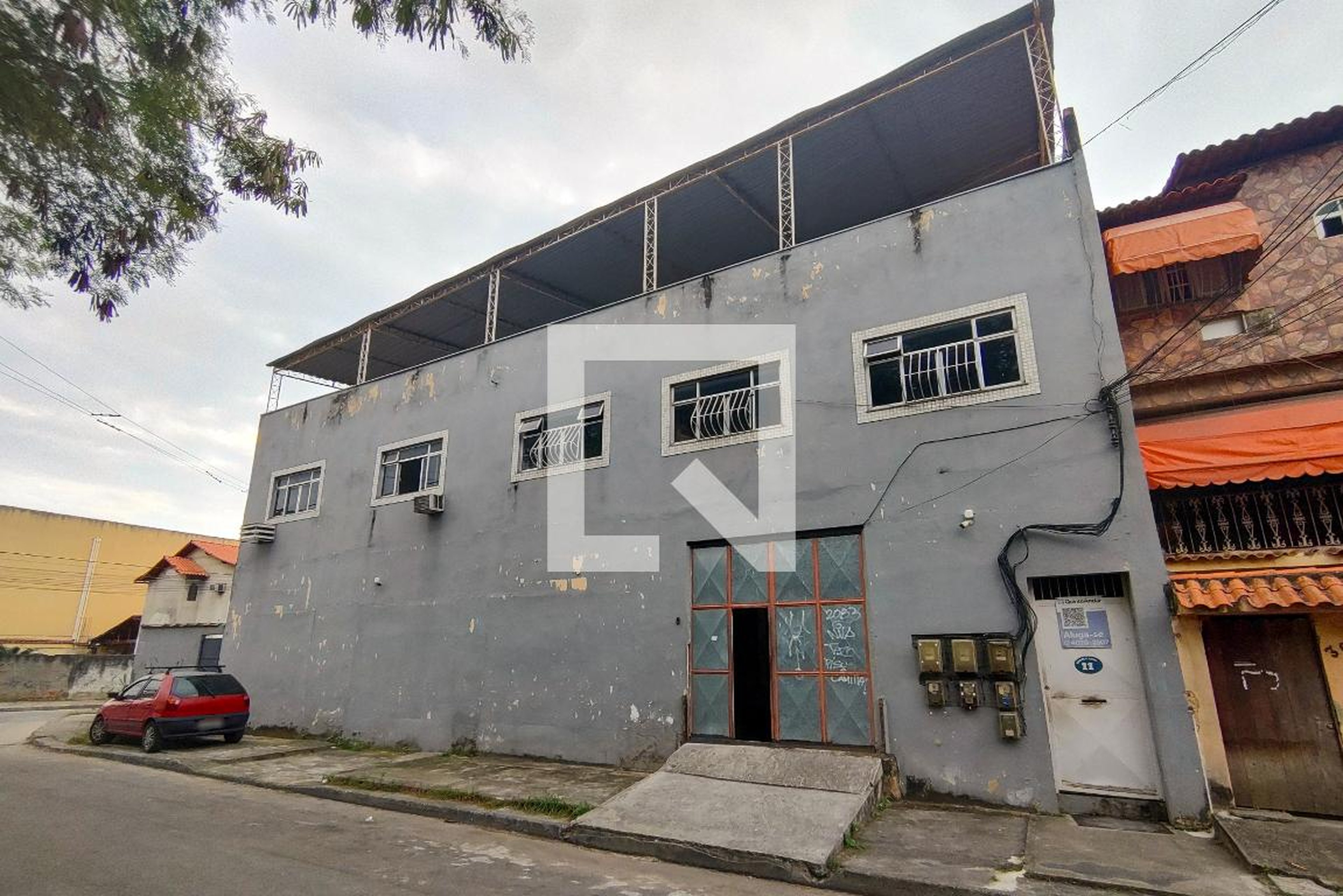 Fachada do Prédio Condomínio em Rua Campos do Jordão, 11