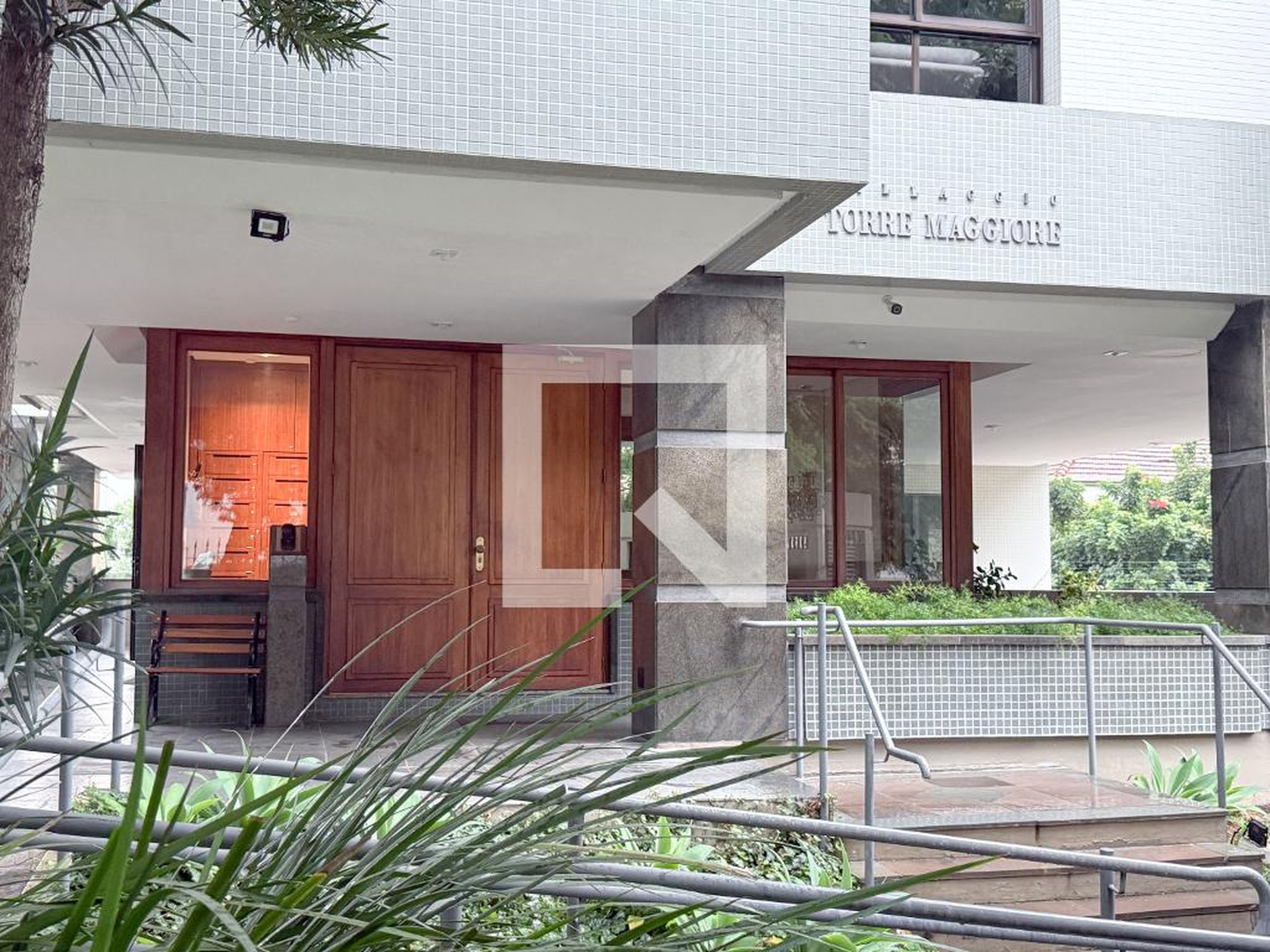 Entrada - Edifício Esplanada dos Moinhos