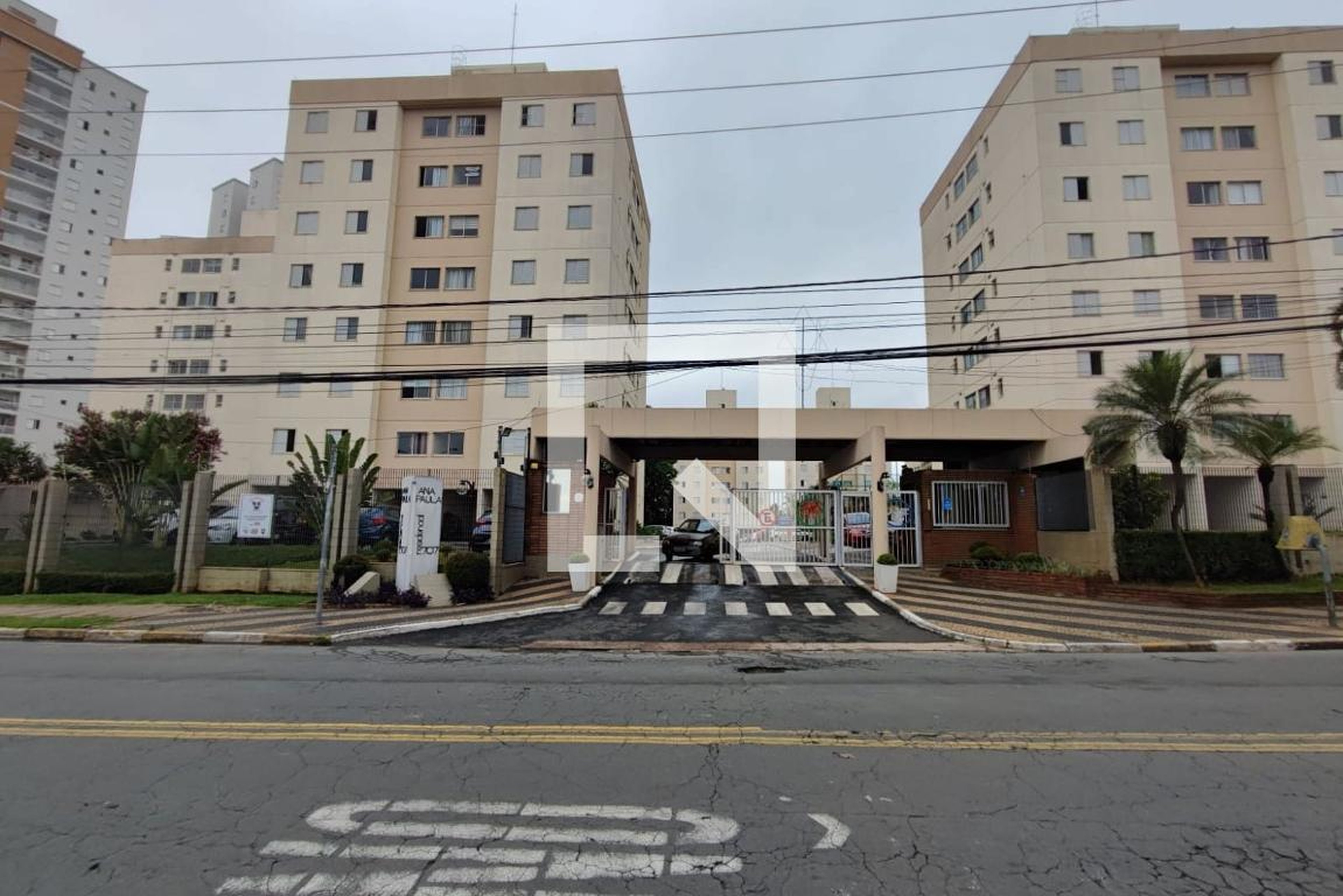Fachada do Condomínio Condomínio Ana Paula