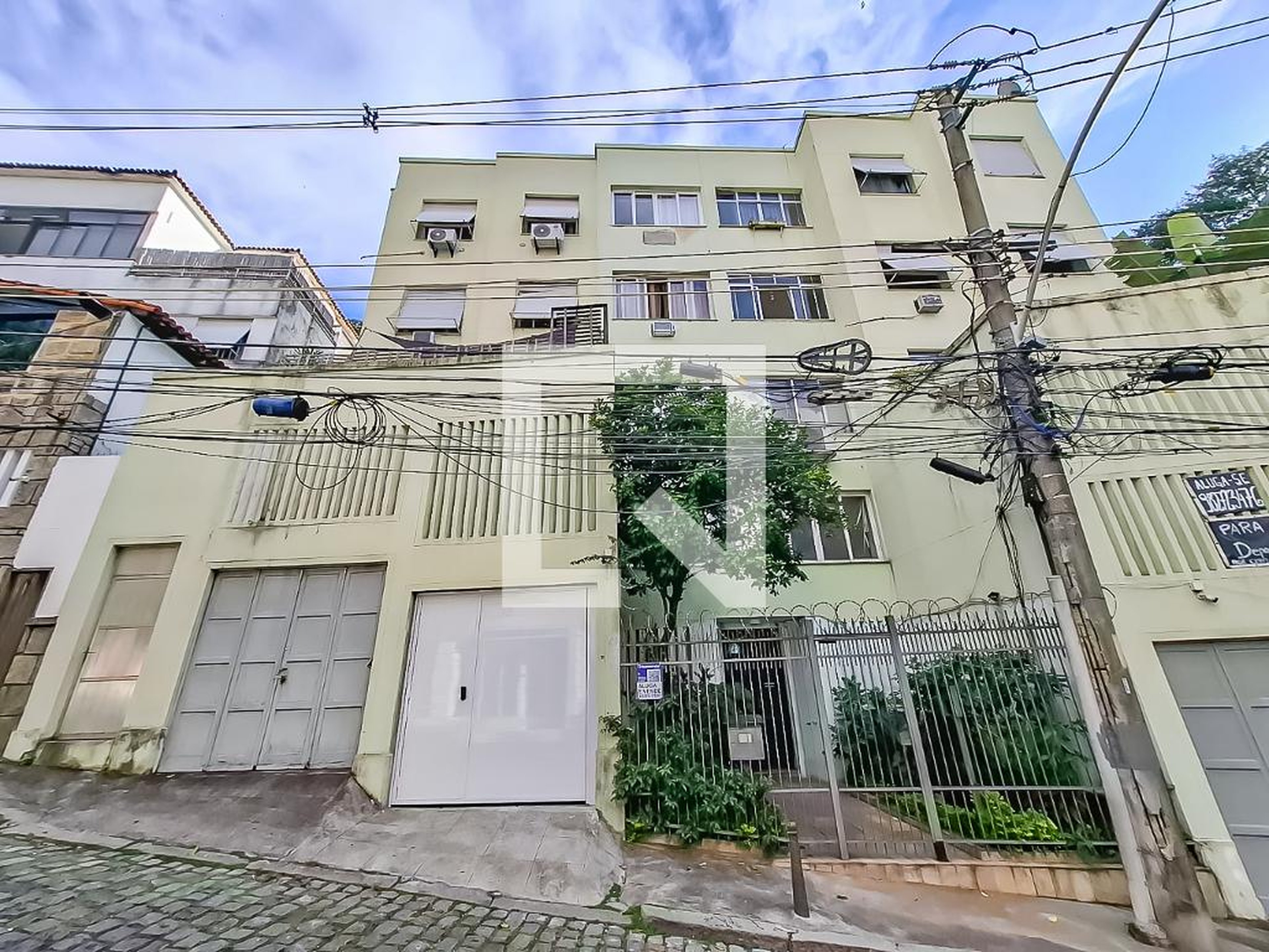 Fachada Condomínio Maria da Gloria