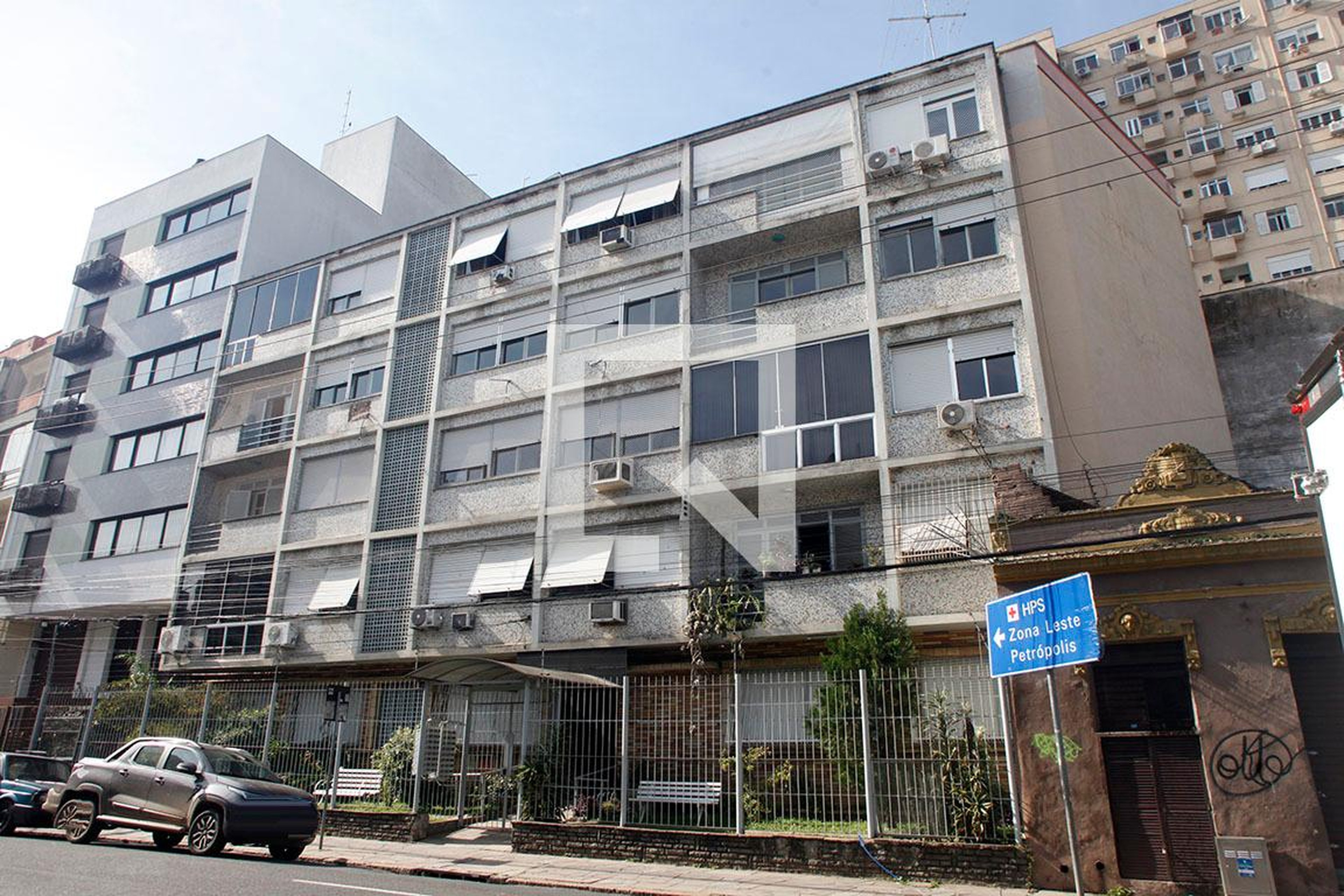 Fachada Condomínio em Rua Santo Antônio, 938