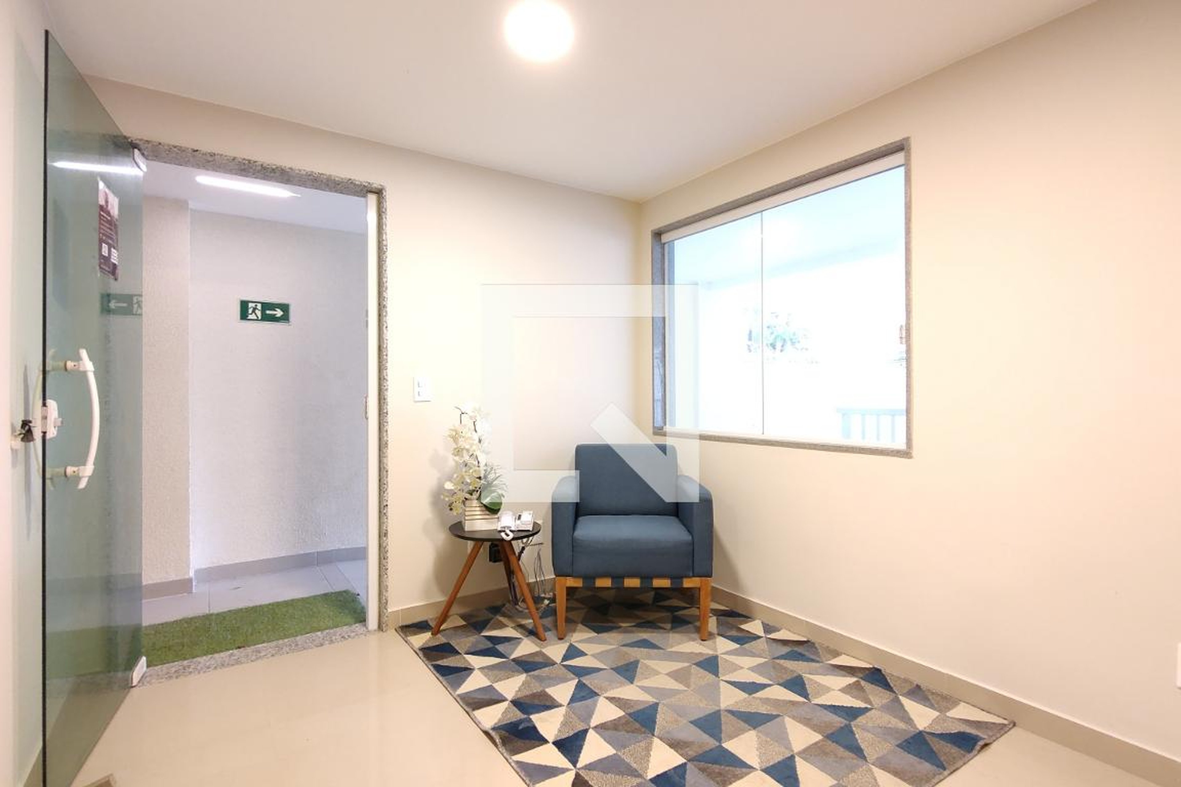 Hall de entrada Condomínio em Rua Alcides Lima, 87