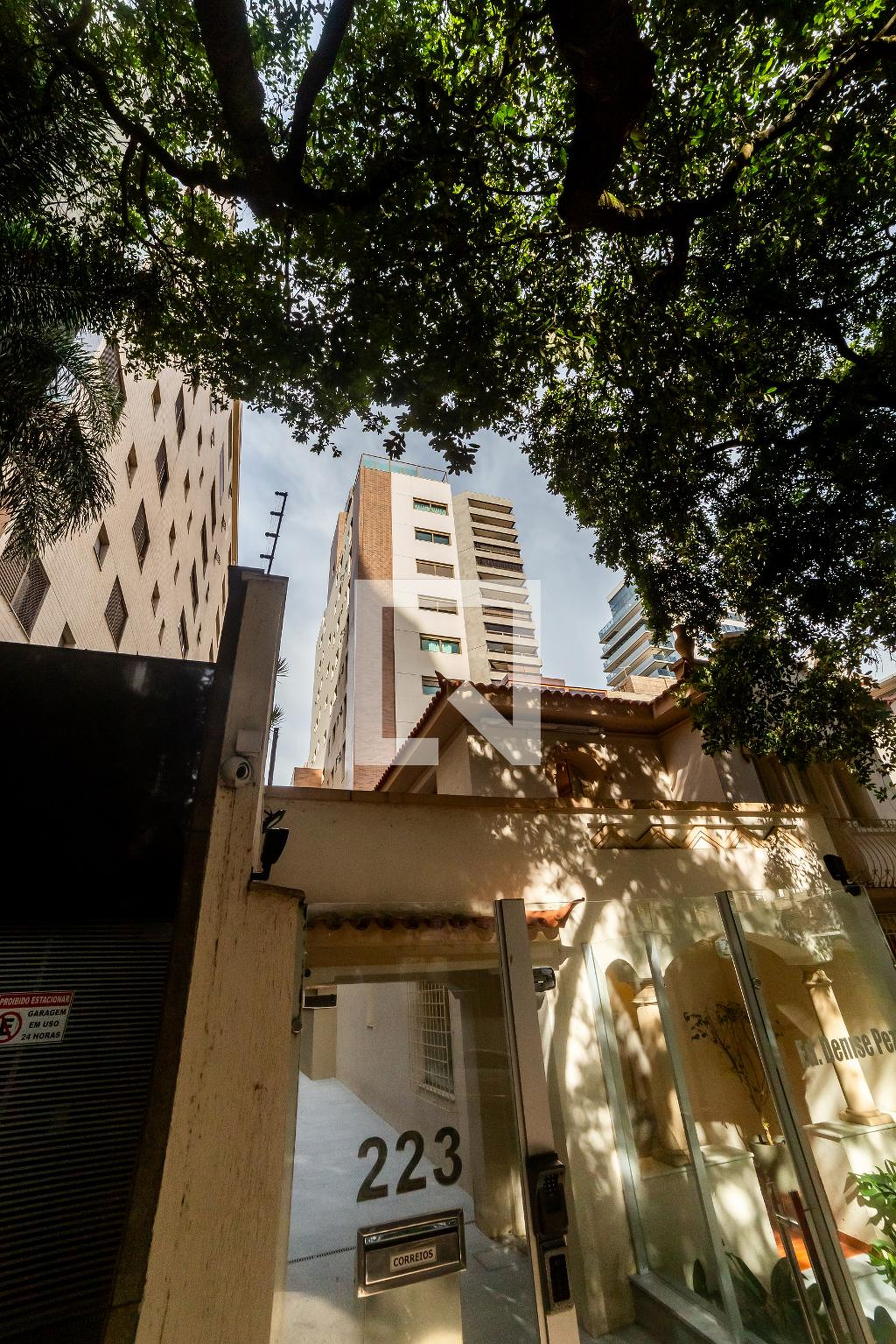 Fachada do Prédio Edifício Denise de Bakker Pezzi