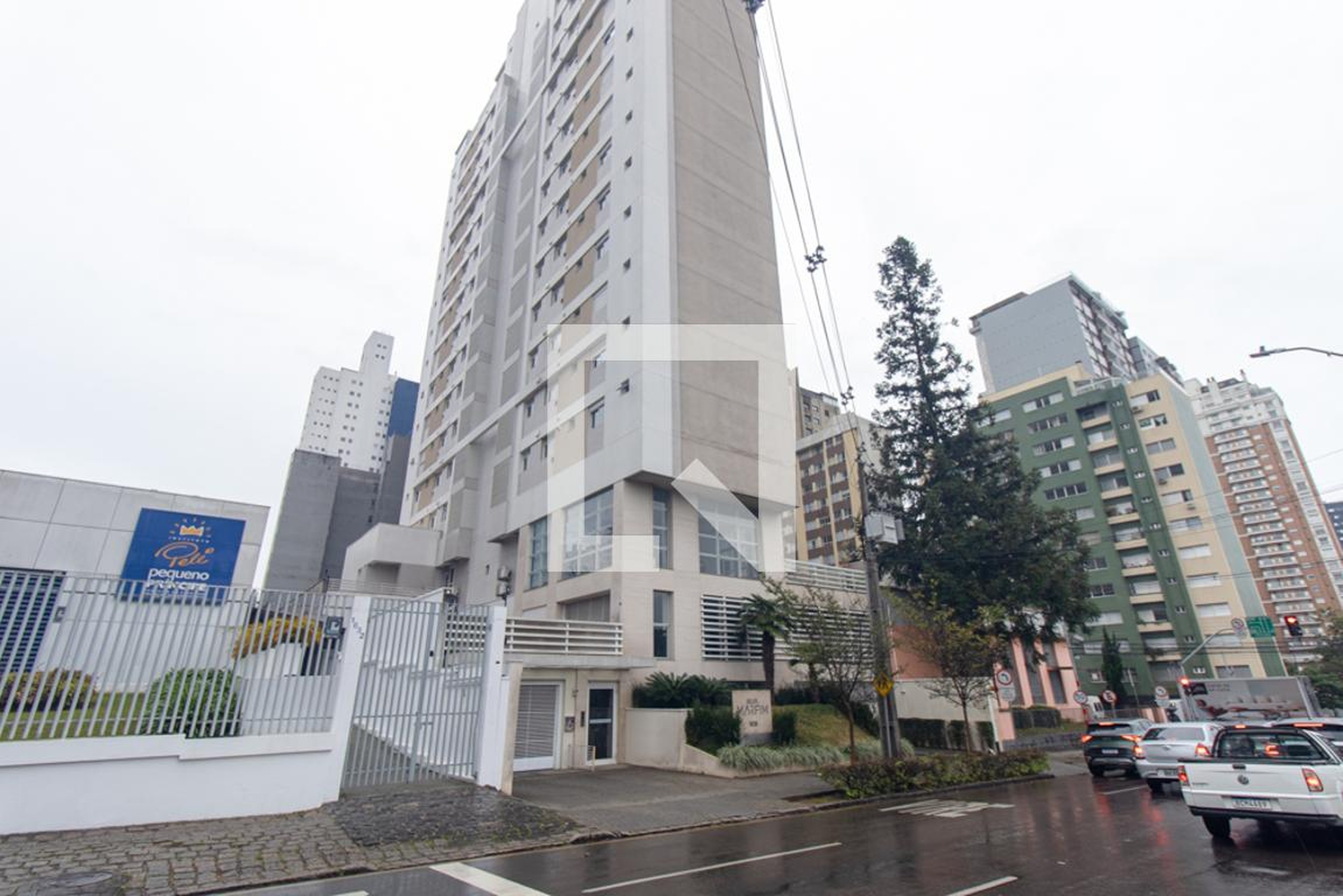 Fachada do Condomínio Condomínio Silva Marfim