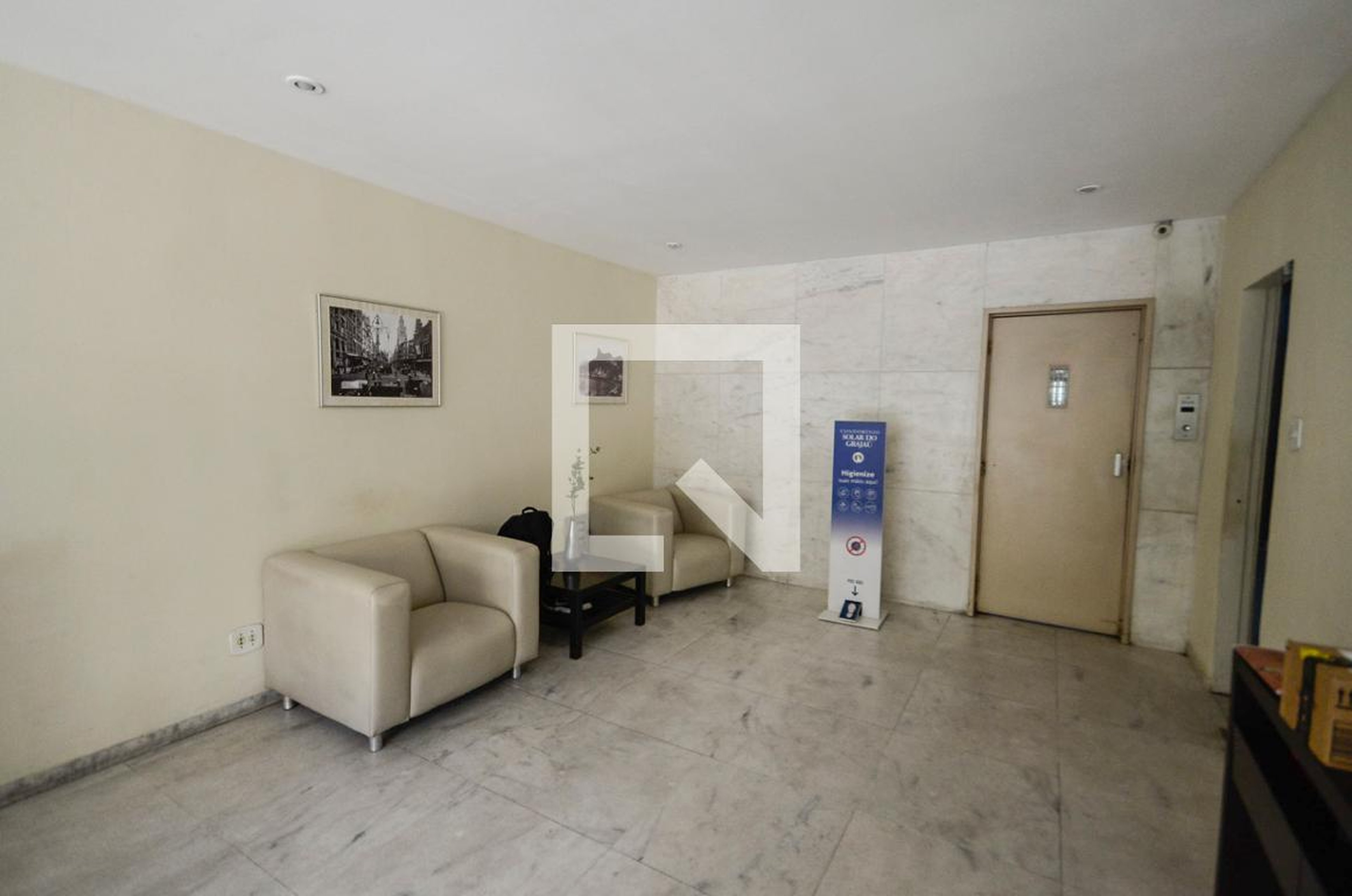 Hall - Solar do Grajaú