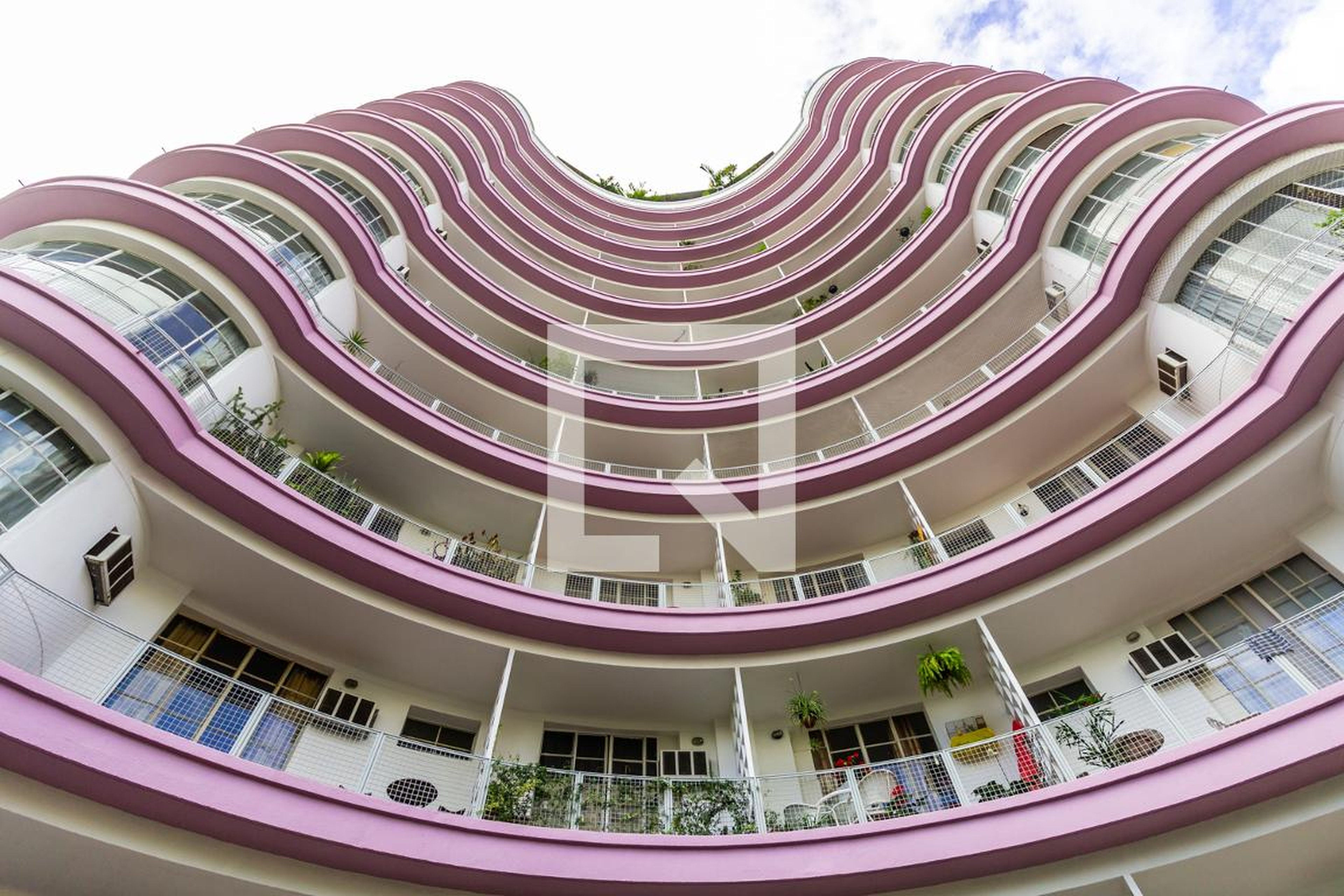 Fachada Condomínio Cásper Libero