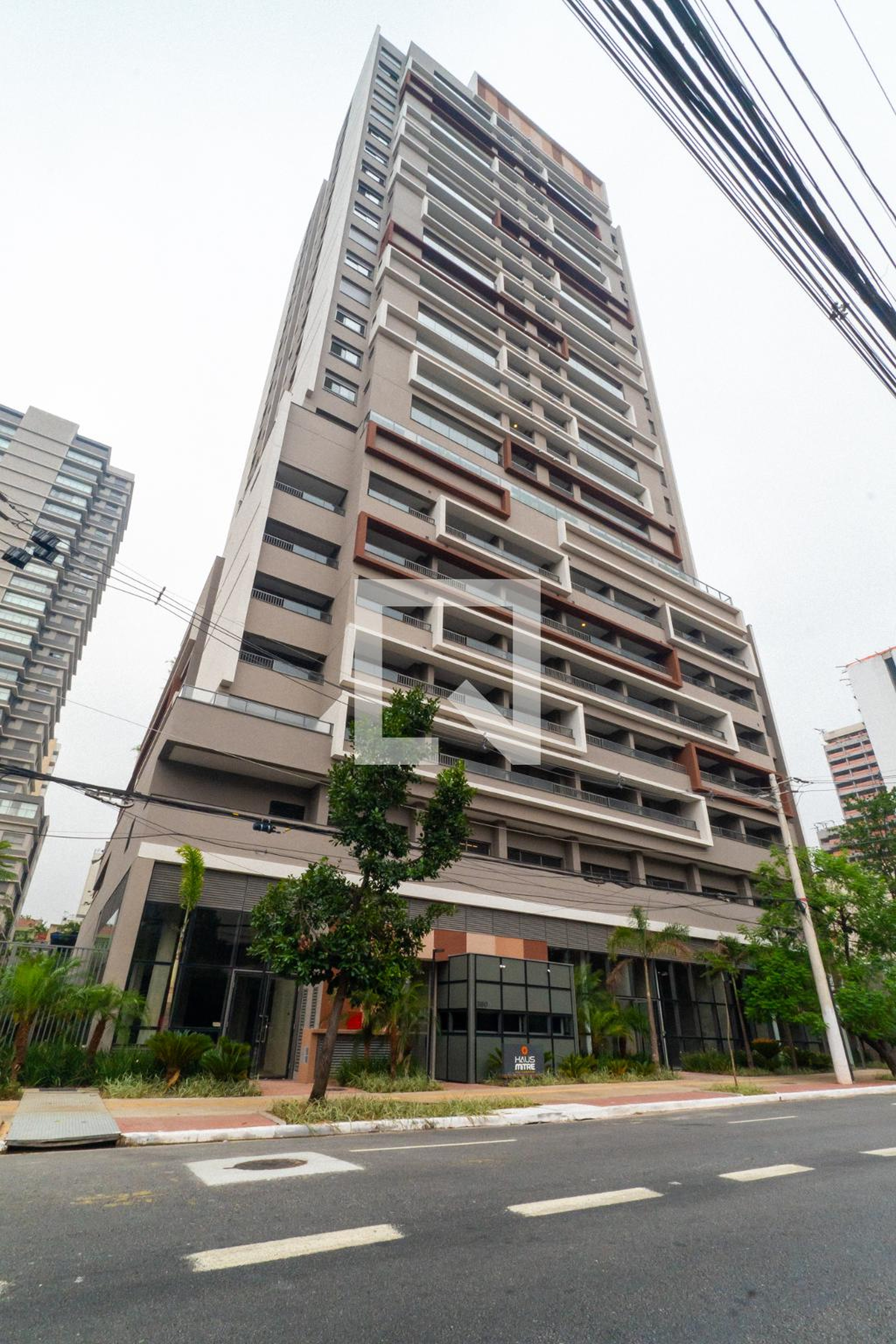 Fachada do Prédio Condomínio em Rua Borges Lagoa, 368
