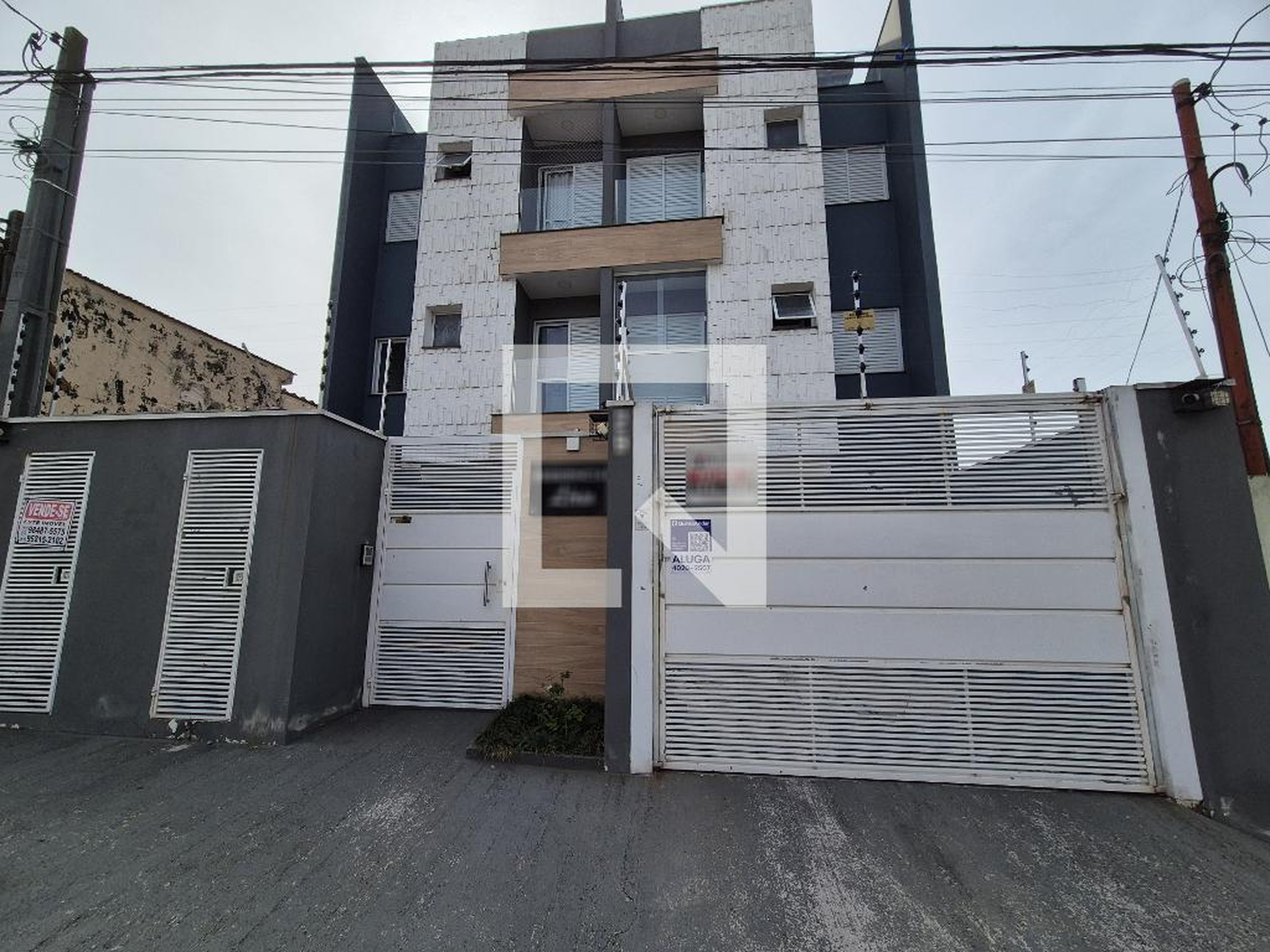 Fachada Condomínio em Rua Cabuçu, 29