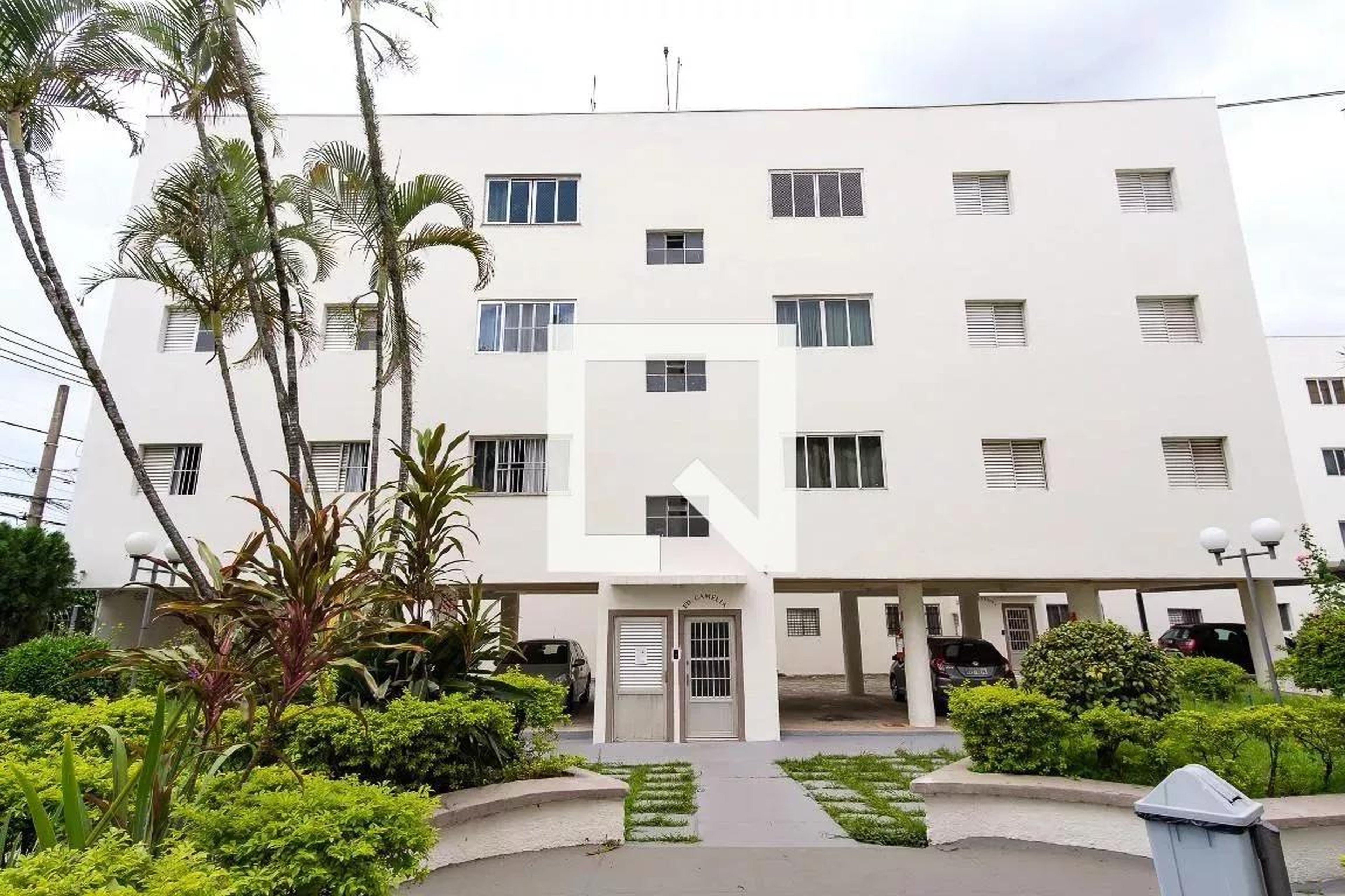 Fachada Condomínio em Rua Cantagalo, 1650