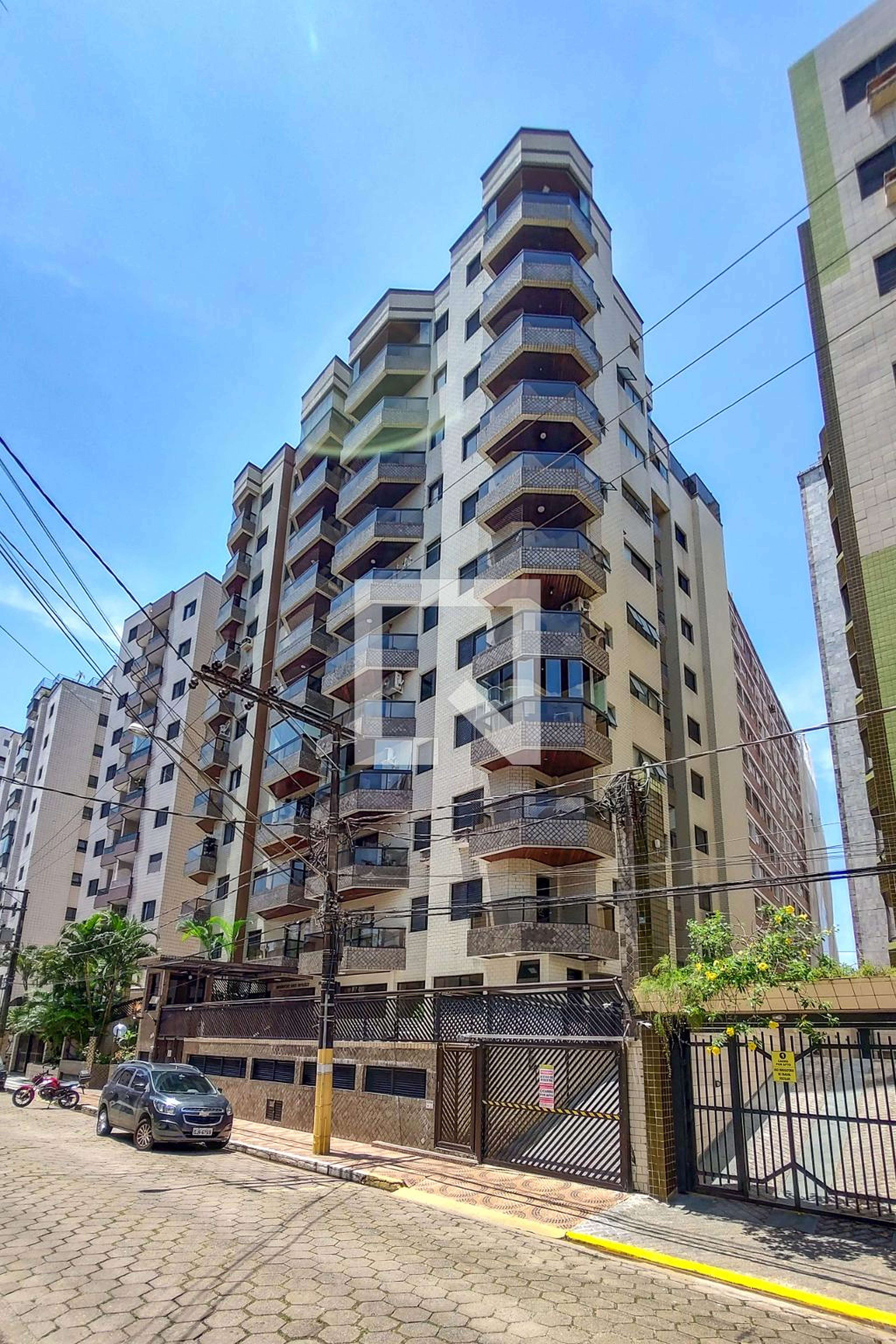 Fachada do Prédio Condomínio em Rua Padre José de Anchieta, 99