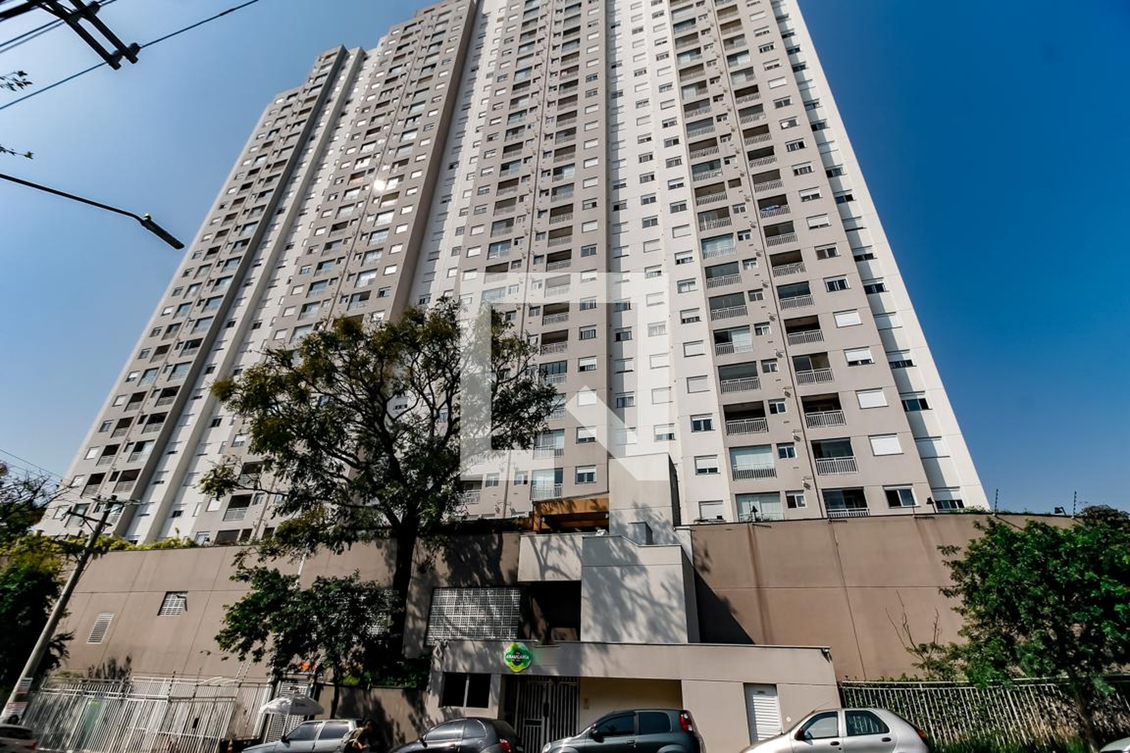 Fachada do Prédio Condomínio em Avenida Anacé, 300