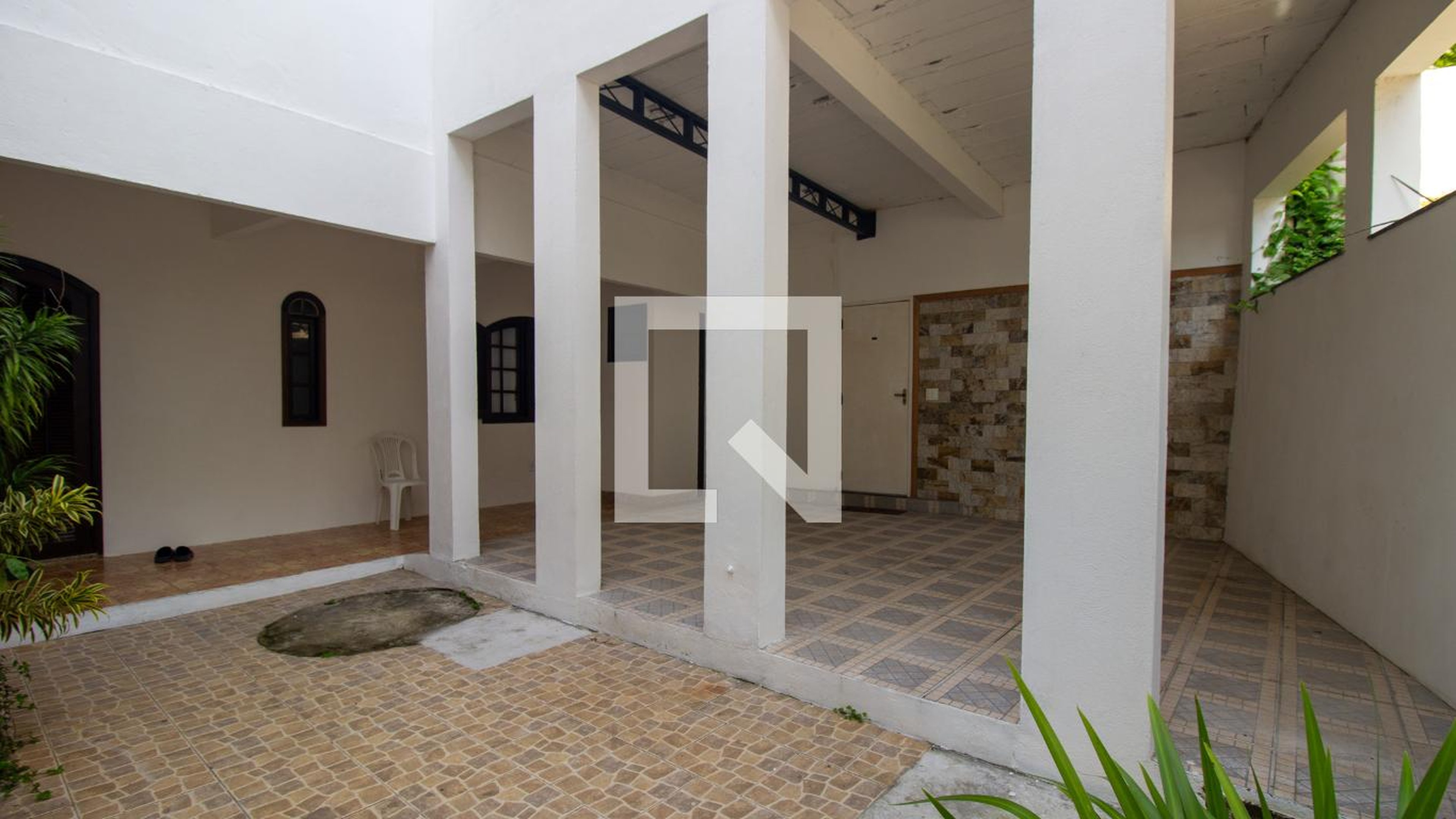 Área Comum Condomínio em Estrada do Pontal, 3092