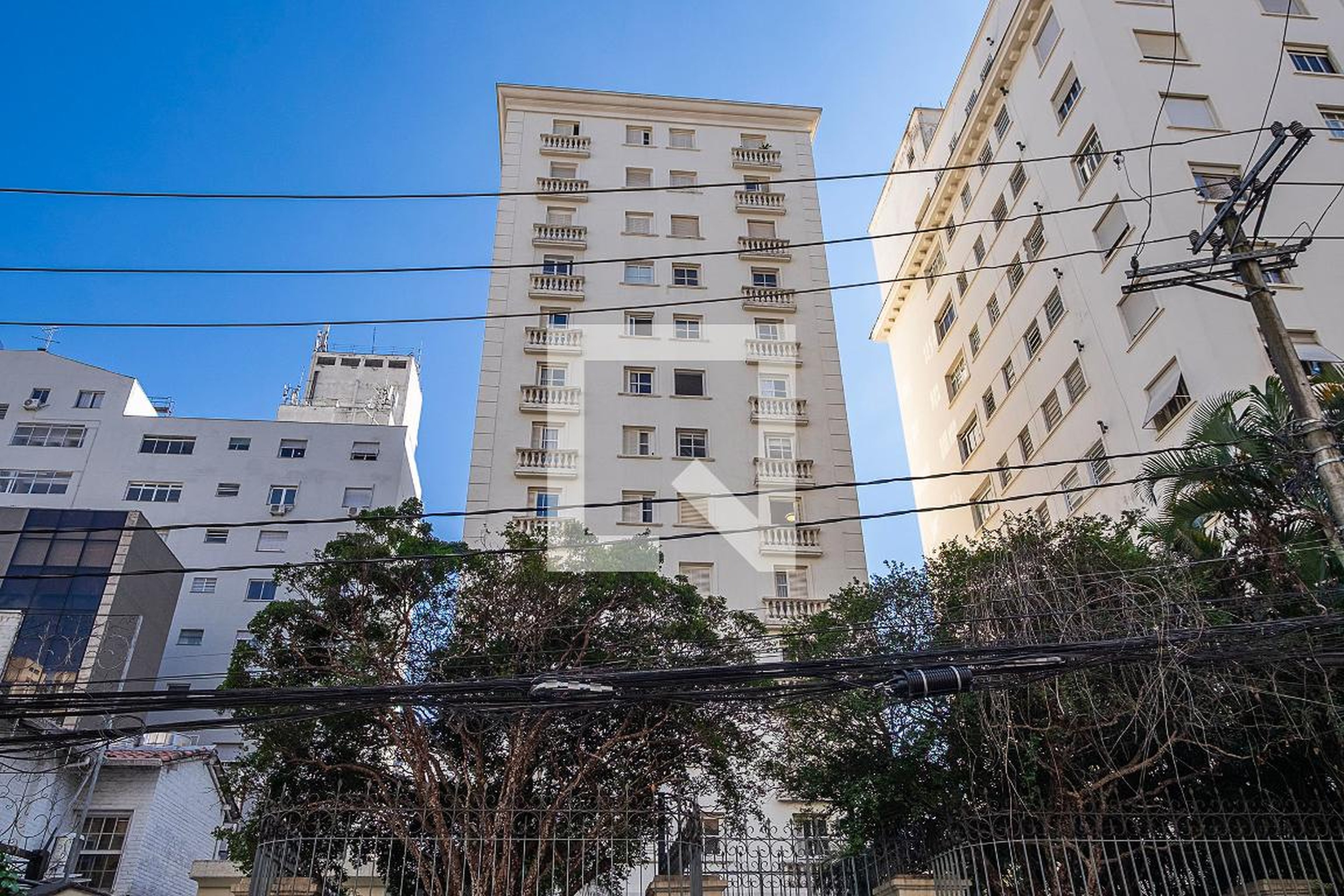 Fachada Condomínio Mansão de Racine