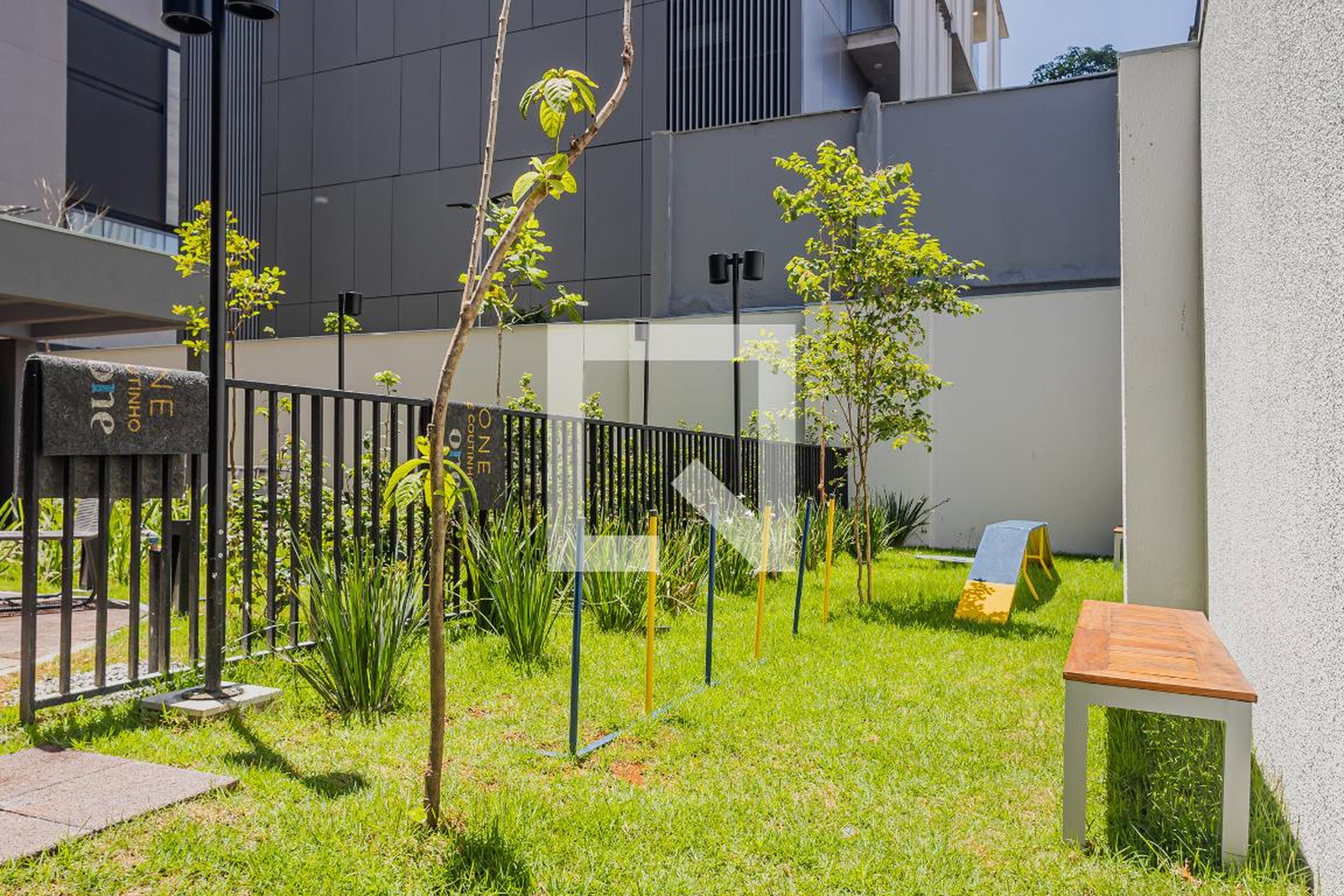 Espaço Pet - MY One Estação Fradique Coutinho