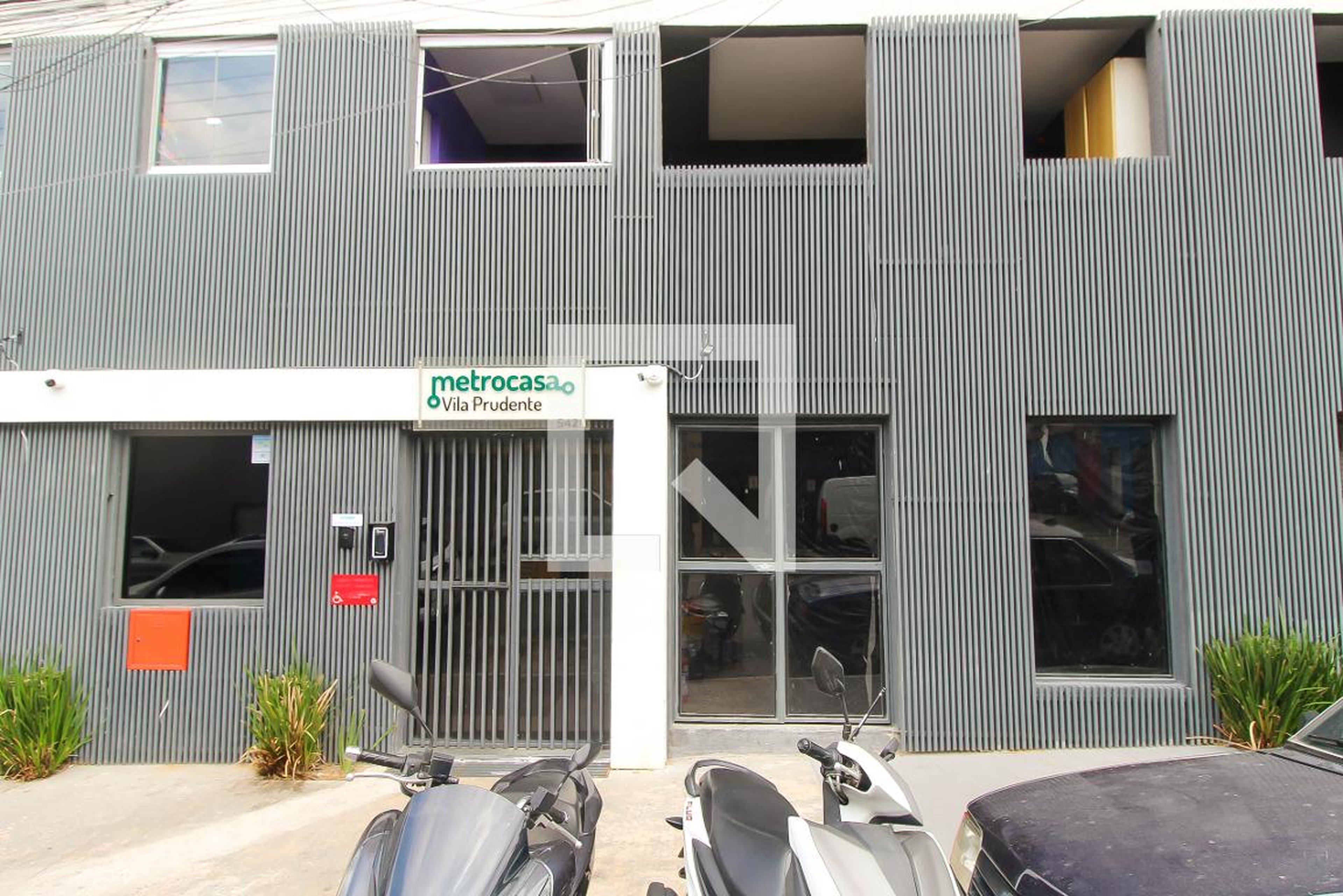 Fachada Condomínio em Rua Sílvio de Sousa, 525