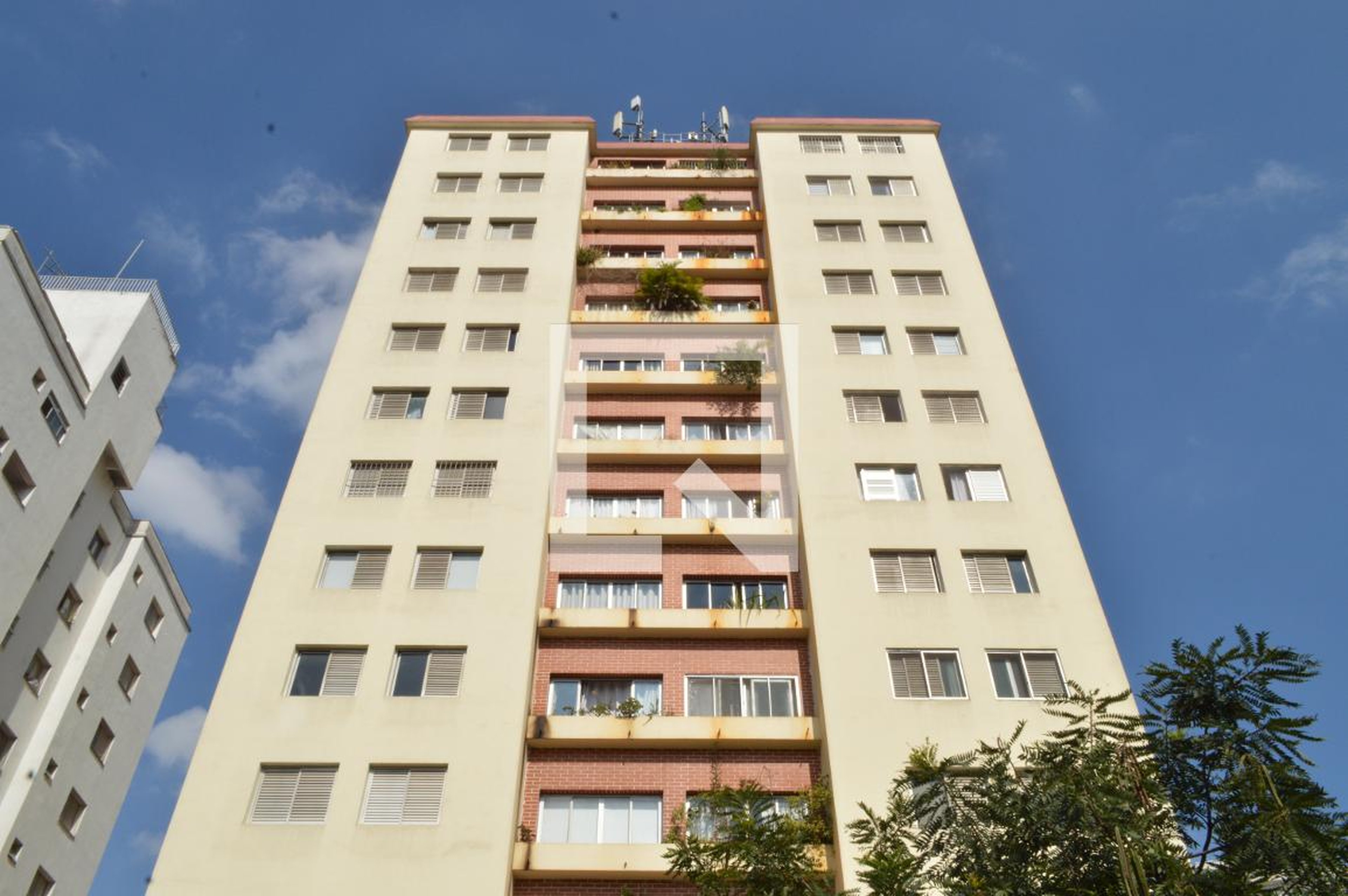 Fachada Condomínio em Rua Diogo Vaz, 190