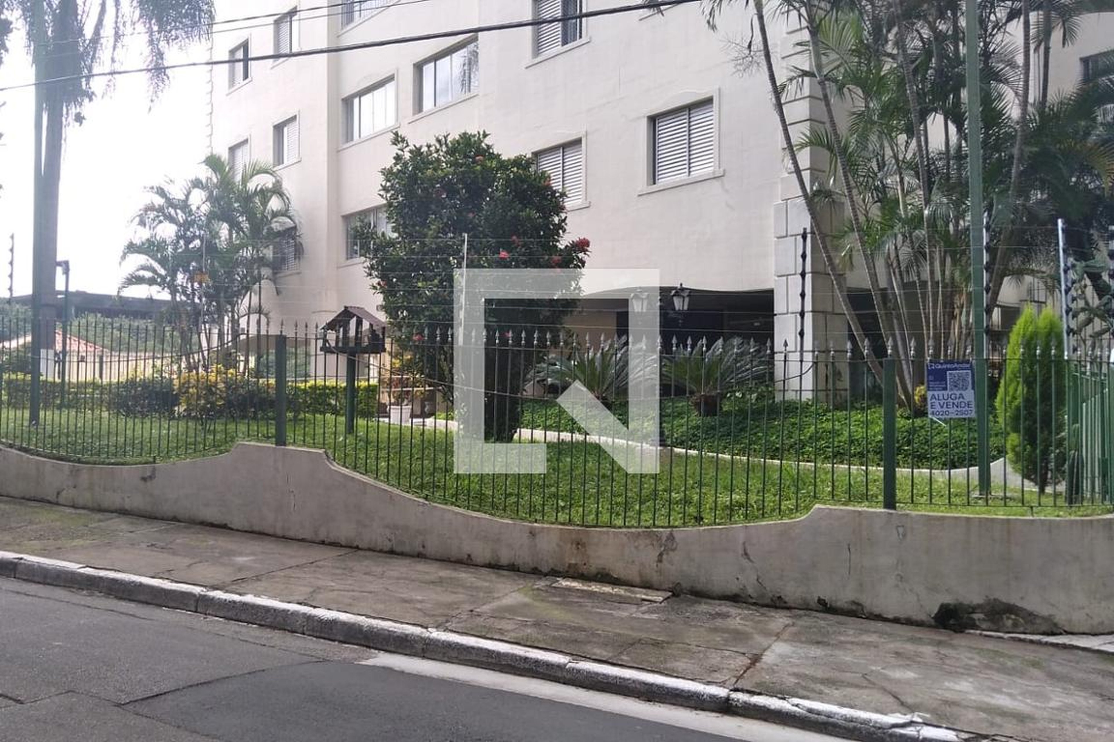 Fachada Condomínio Rosa de Elite