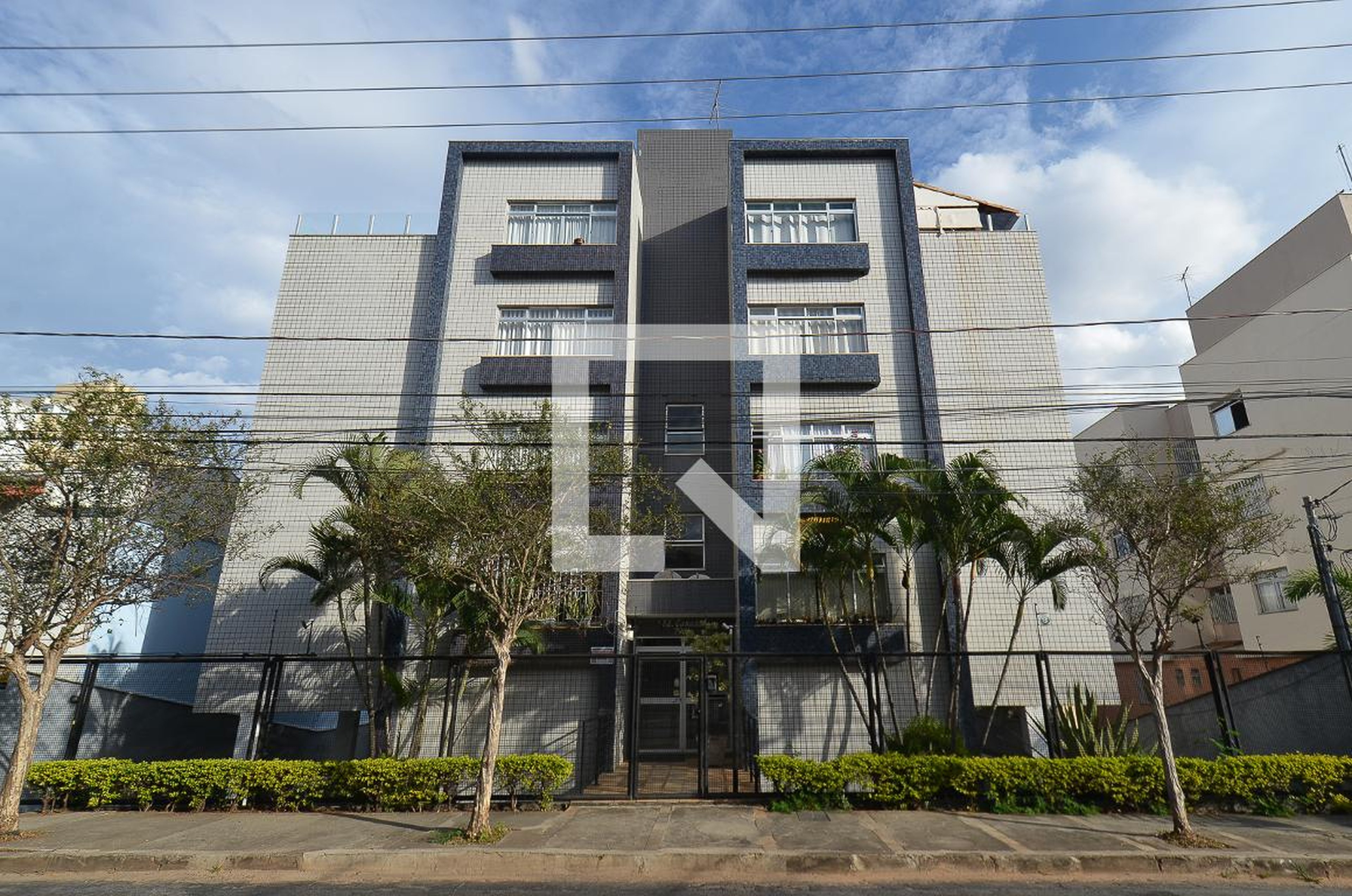 Fachada Condomínio Canadá